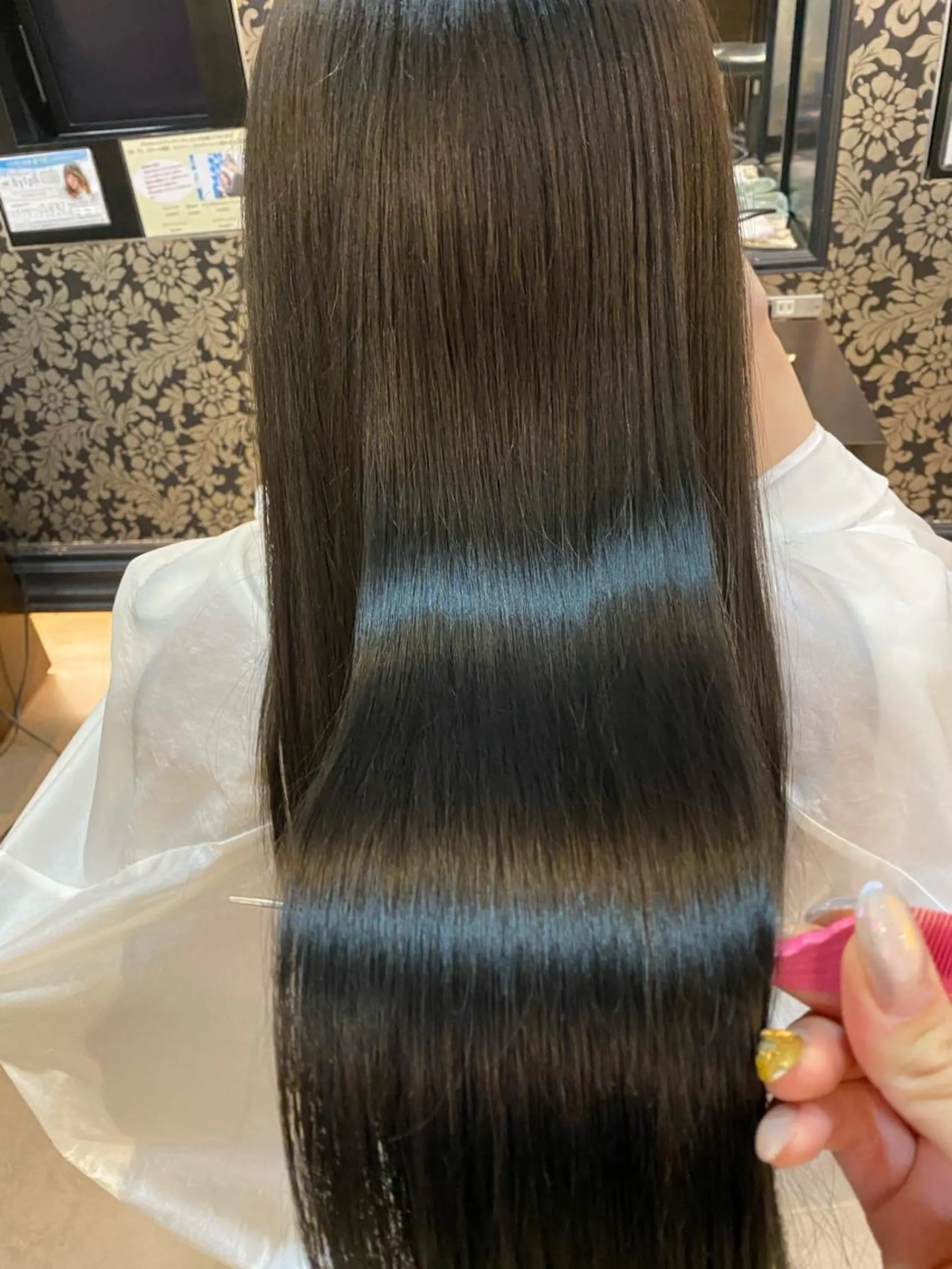 ロング 山川 玲奈のヘアスタイル