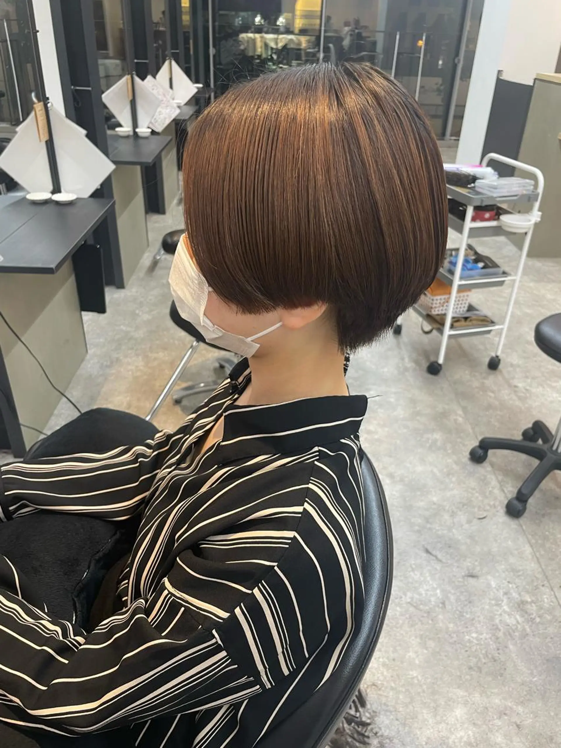ショート ハンサムショート ボブ ショートヘア 森 愛佳のヘアスタイル