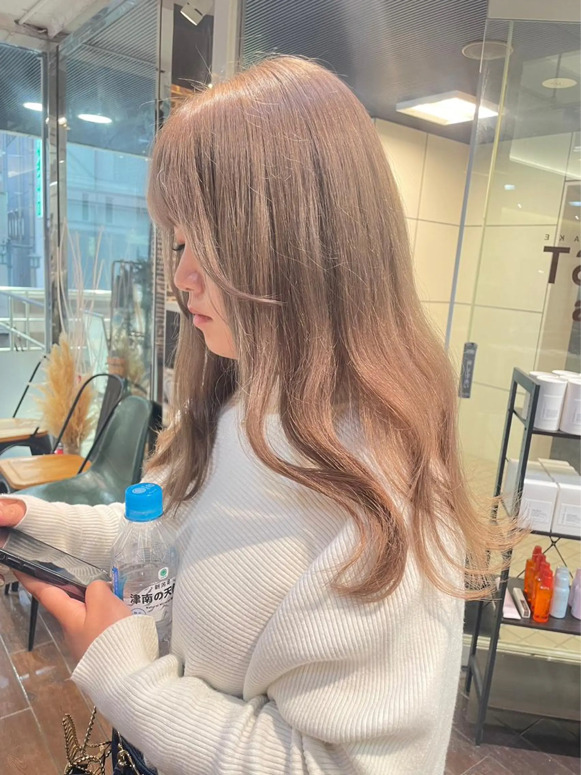 ロング カラー ハイトーンカラー 学生 酸性ストレート 🤍🎀honokaのヘアスタイル