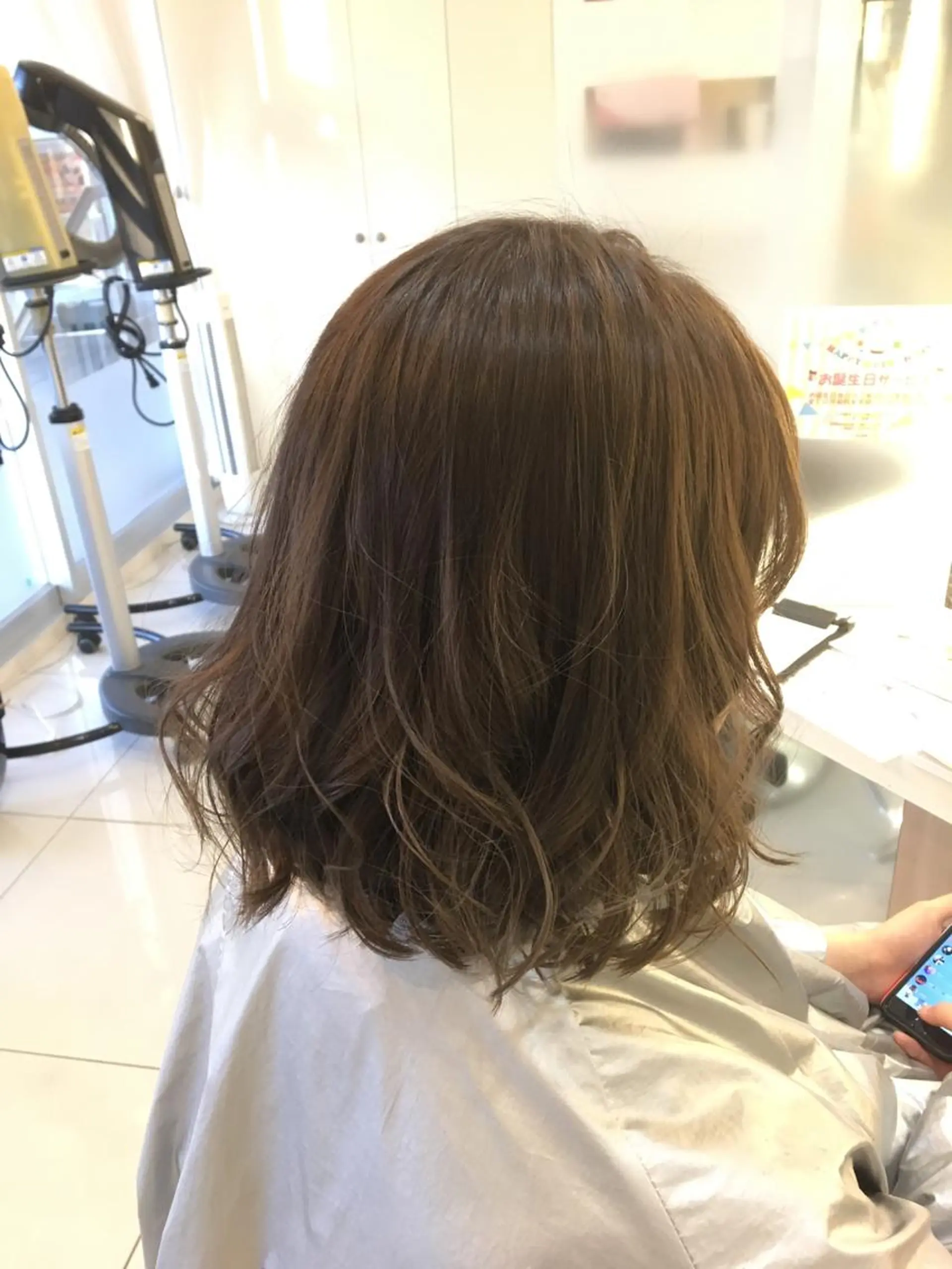 ミディアム カラー アッシュ アッシュブラウン ブラウンカラー ダブルカラー 広がり毛特化 頭身浴/ 中田のヘアスタイル