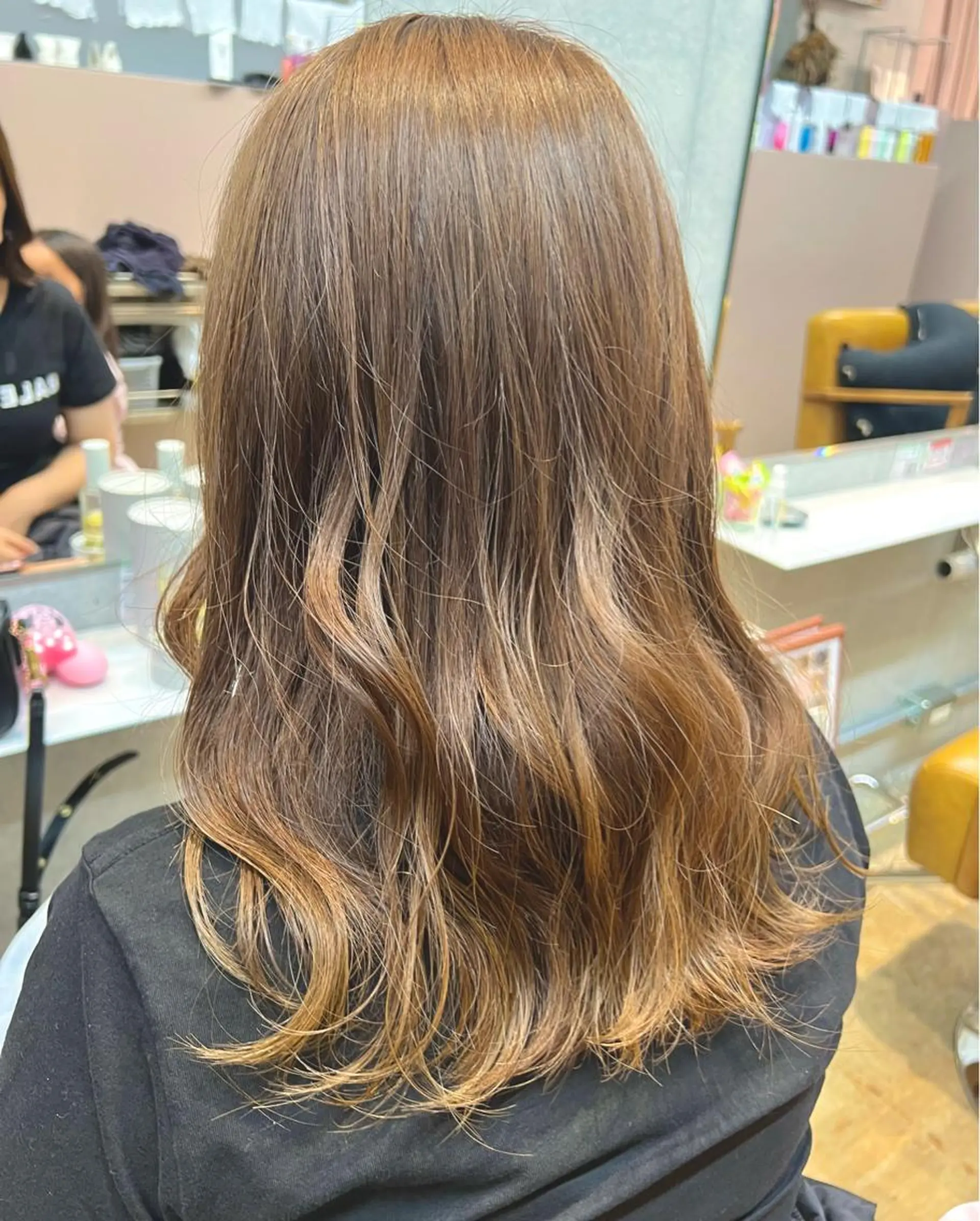 ロング カラー カコ/レイヤーカット ヘアアレンジのヘアスタイル