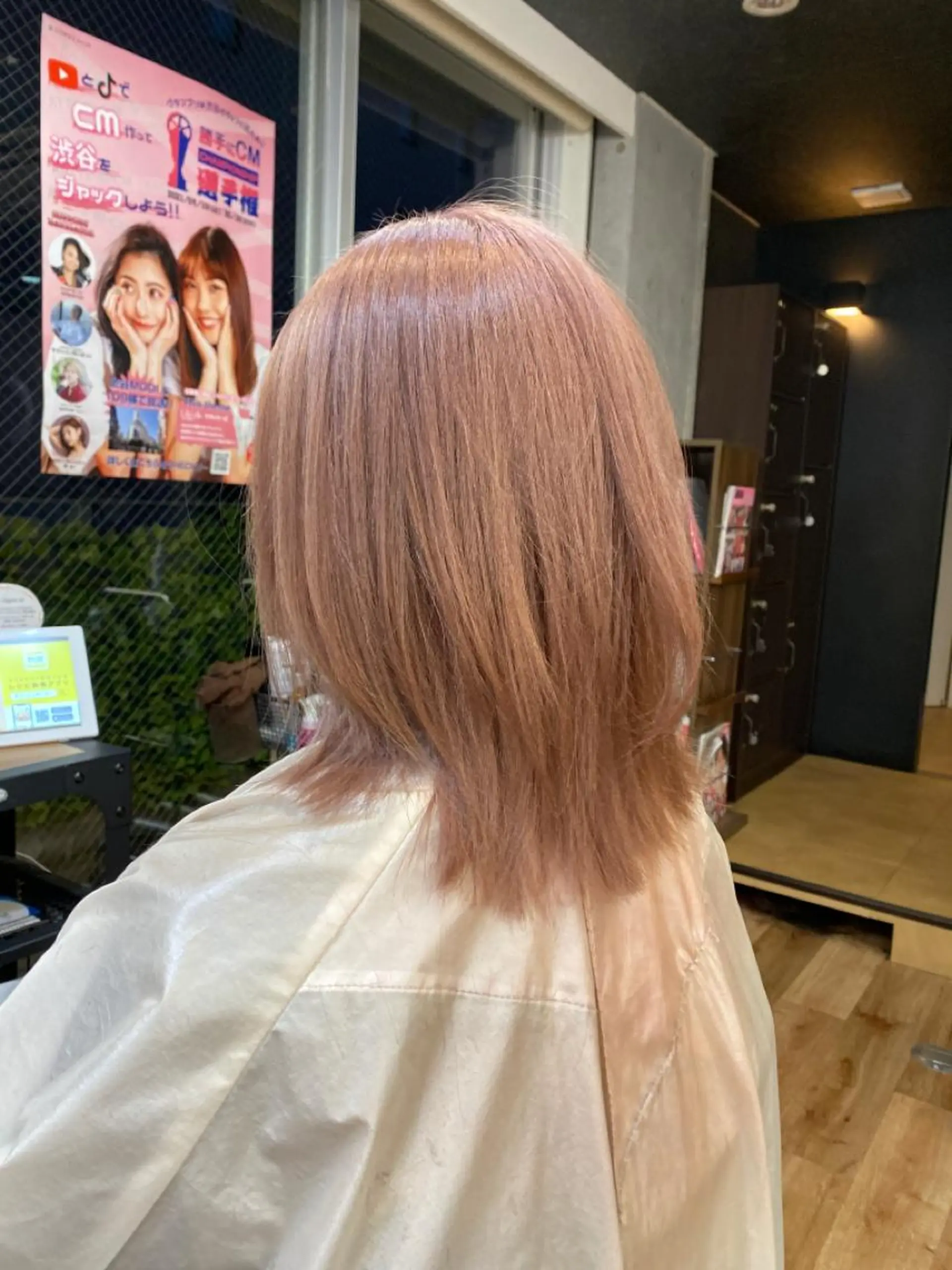 ミディアム カラー ブリーチ ピンクカラー 似合わせレイヤー 🇰🇷荒木洋文のヘアスタイル