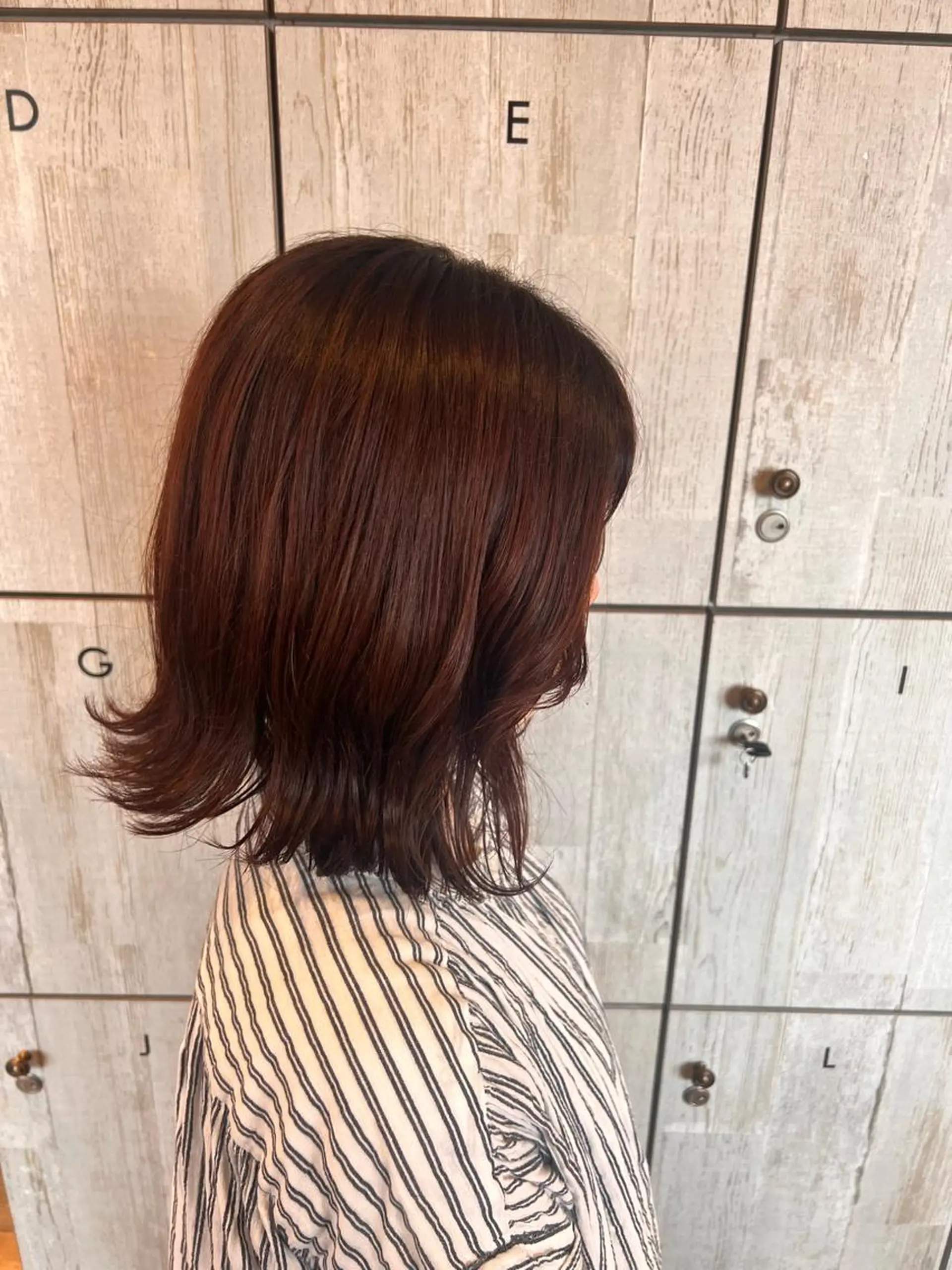 ミディアム カラー れいな🌼 ボブ･艶カラー🌼のヘアスタイル