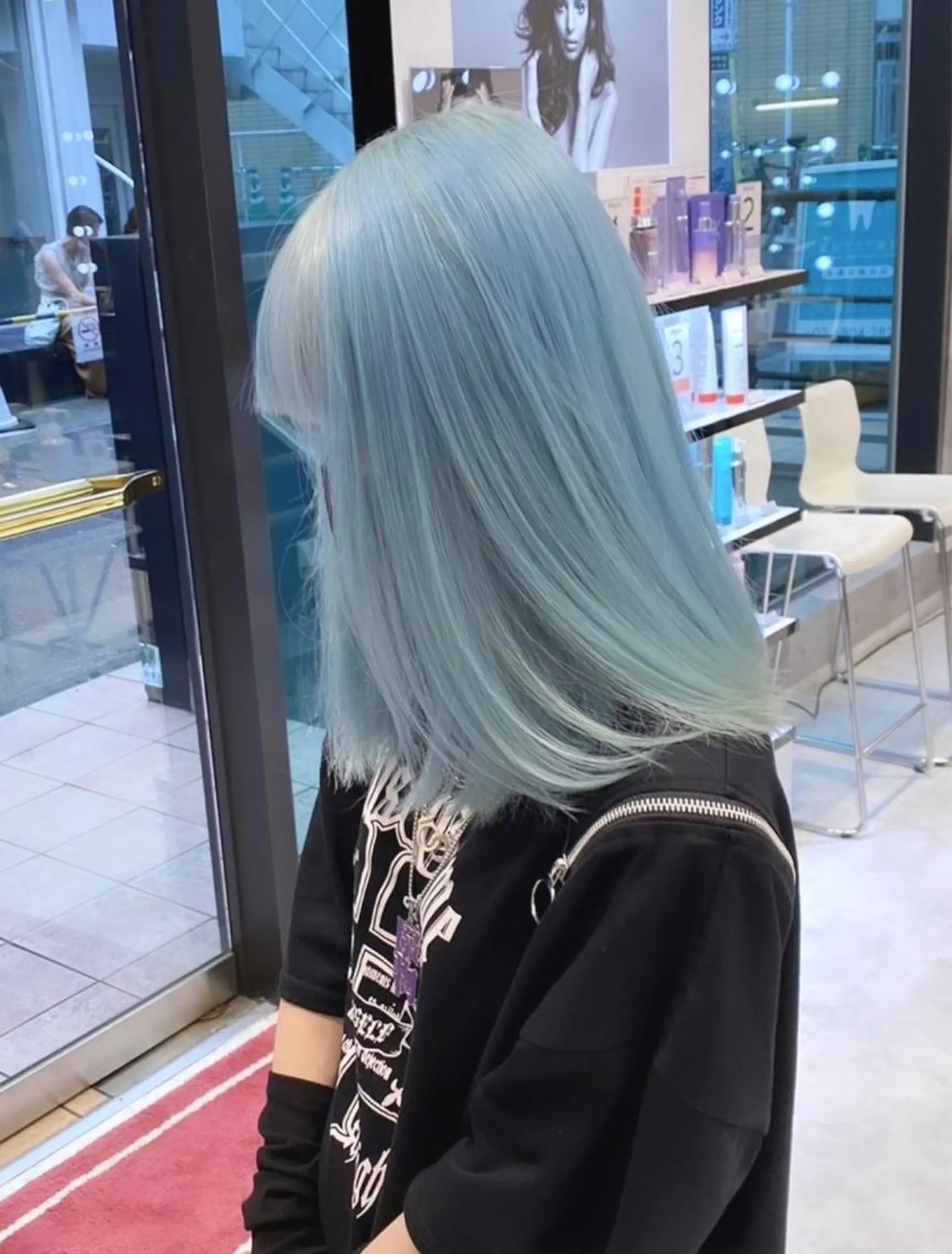 ミディアム カラー パーマ ヘアアレンジ メンズ キッズ ネイル マツエク・マツパ アイブロウ 眉カラー ハイトーンNo.1 👩🏼NaGiSaのヘアスタイル