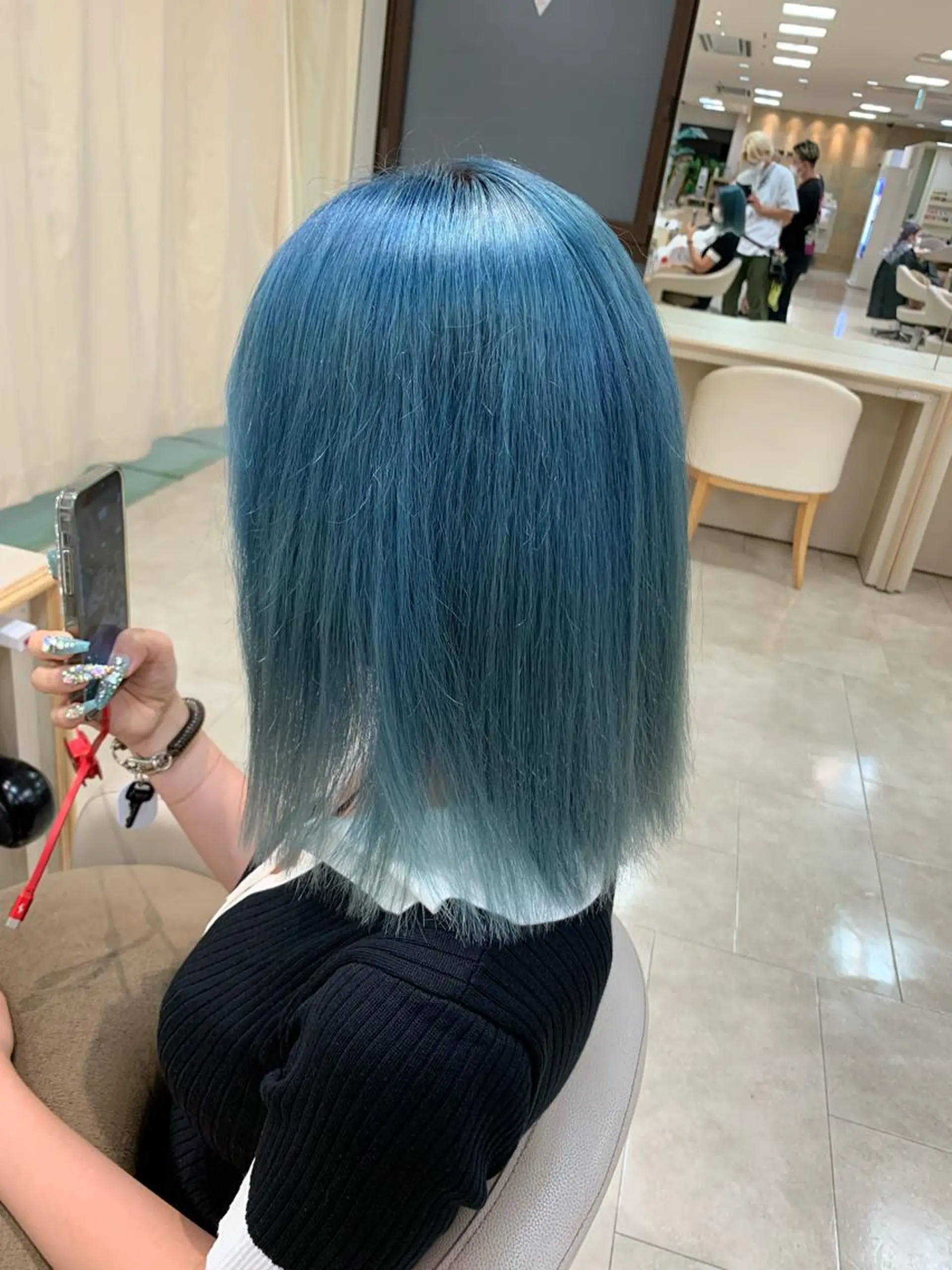 ミディアム カラー ヘアカラー トリートメント ヘアセット ハイトーン/ウルフ /レイヤー/坂野幸伸のヘアスタイル