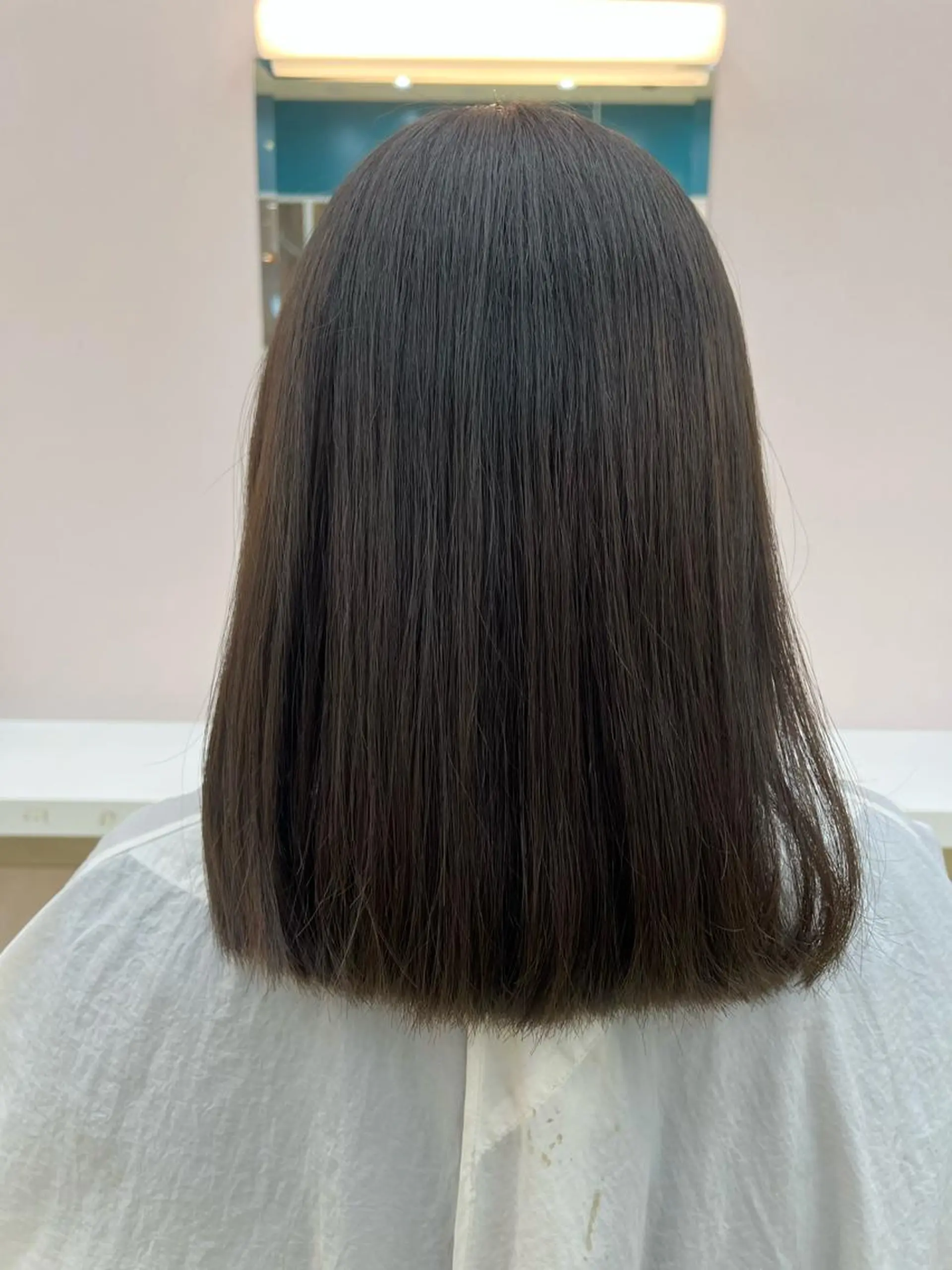 セミロング カラー アッシュ ブラウンカラー TAYA 明石ビブレ店所属・Shimose Yukaのヘアスタイル