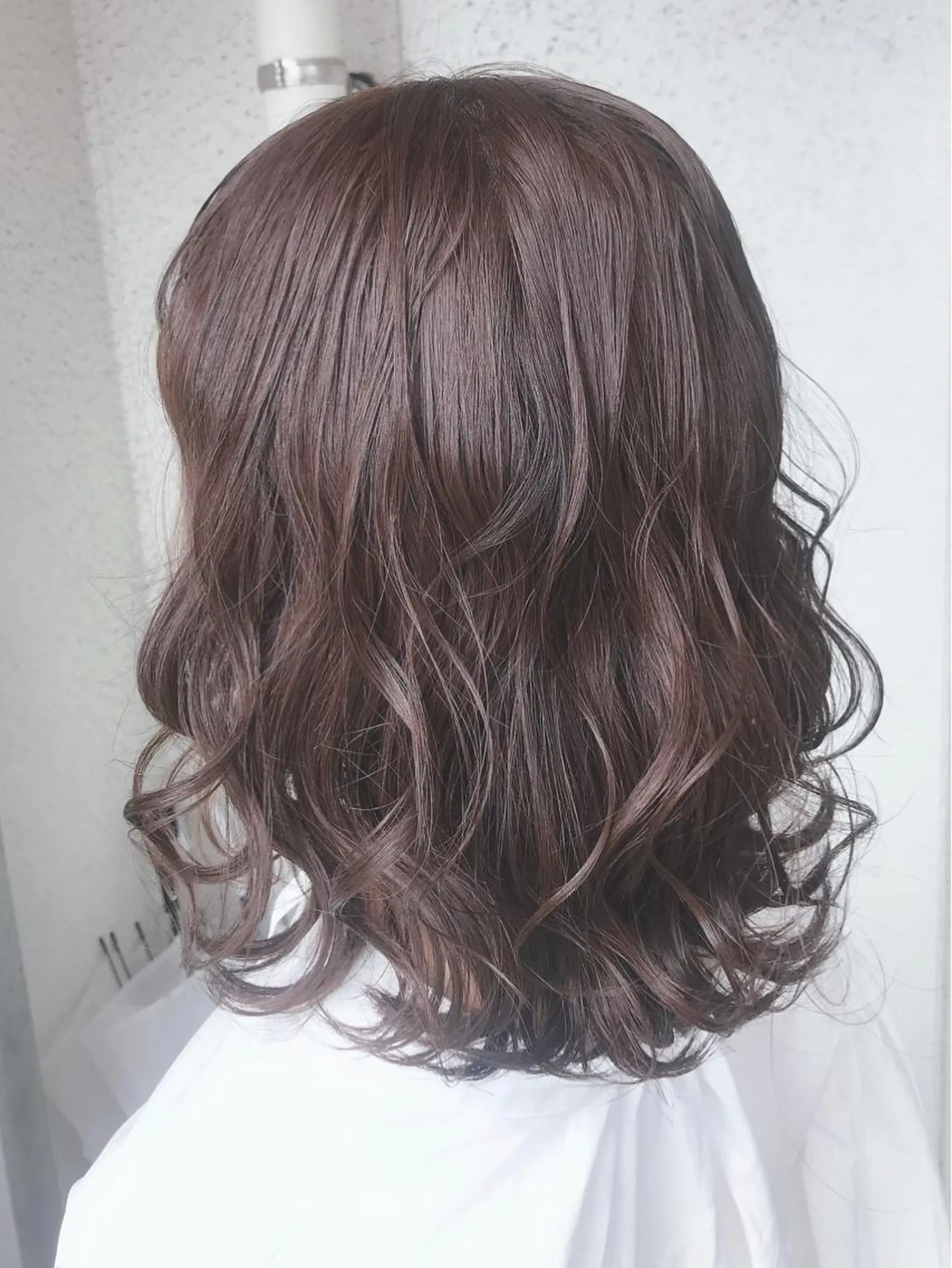 ミディアム カラー オーストヘアー ミコ所属・岩谷/ブリーチ 🫧透明感カラーのヘアスタイル