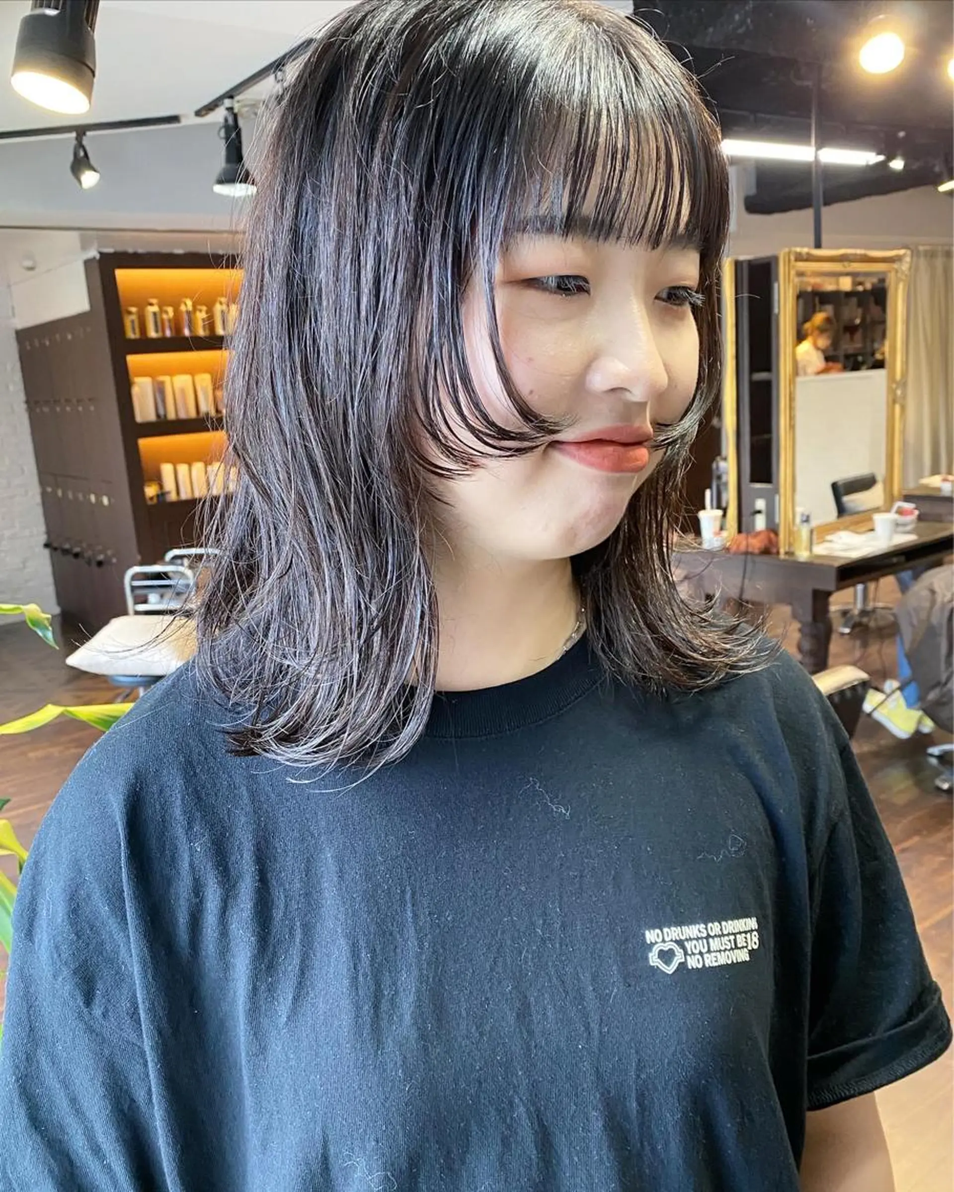 セミロング カラー ヘアアレンジ ブラウンカラー 透明感カラー 顔周りカット レイヤーカット ウルフカット 韓国ヘア×髪質 改善🇰🇷シオリのヘアスタイル