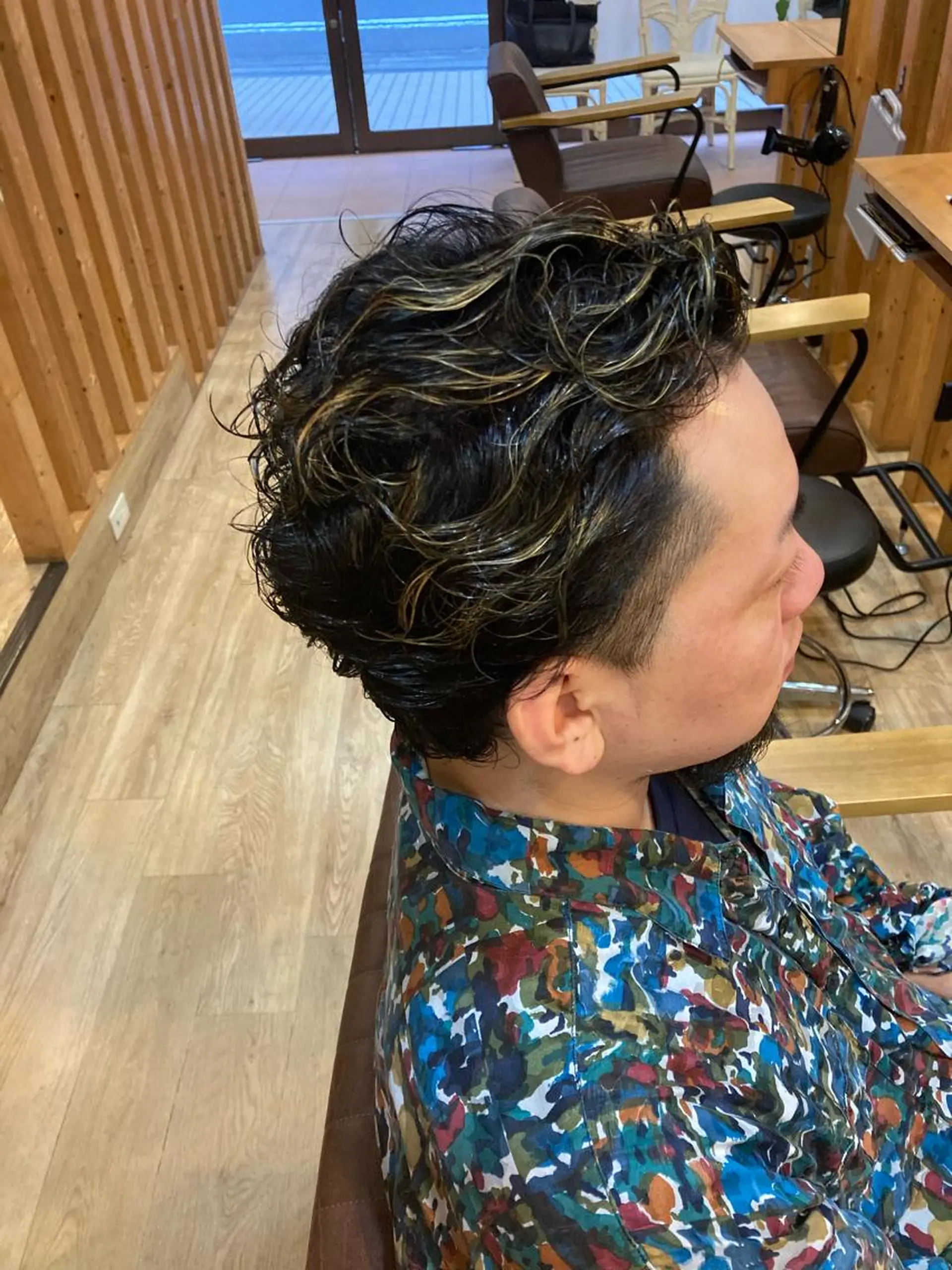 メンズ カット パーマ ヘッドスパ 京増 信吾のヘアスタイル