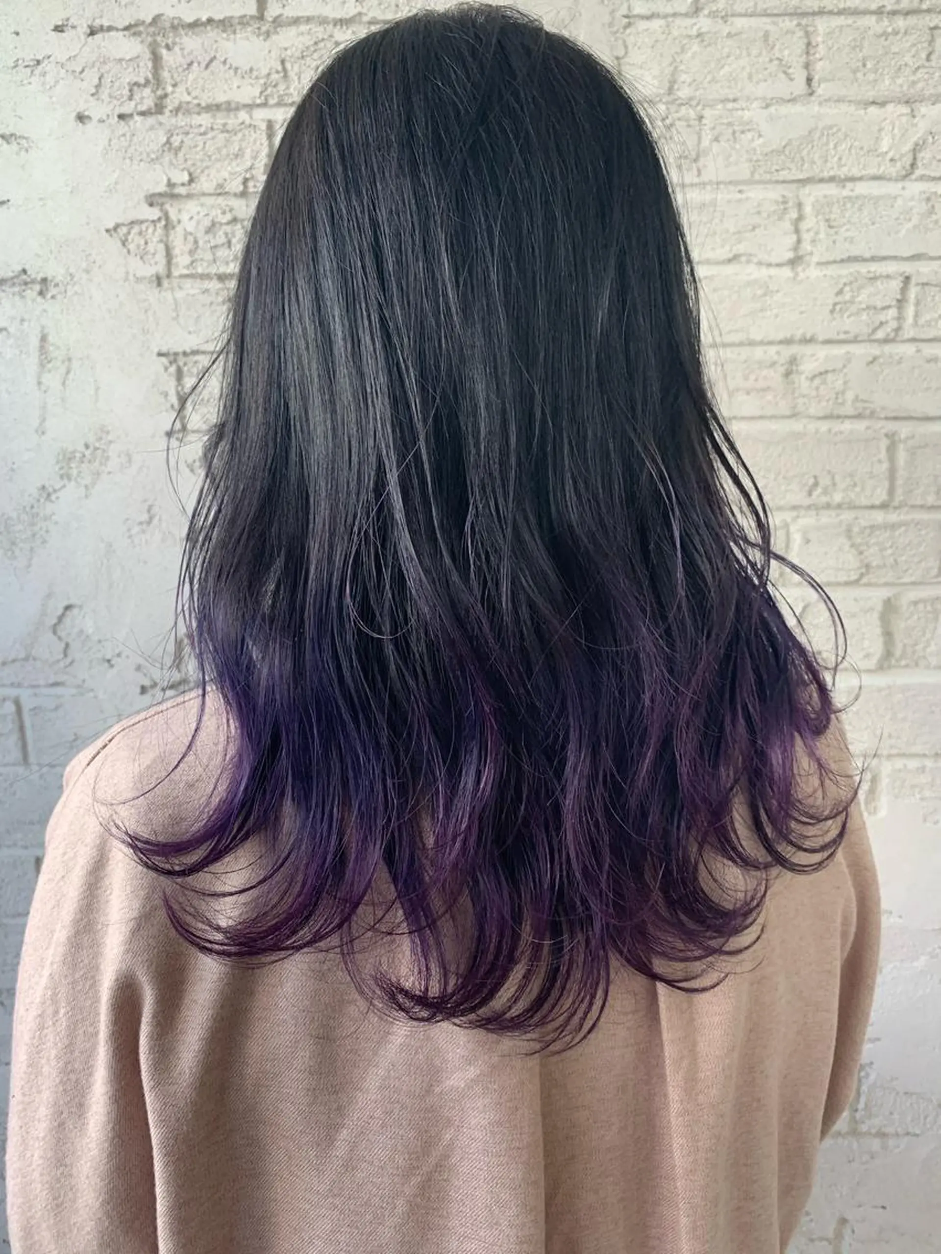 セミロング パープルカラー 🇺🇸ハイライト特 化美容師🇺🇸漆沢のヘアスタイル