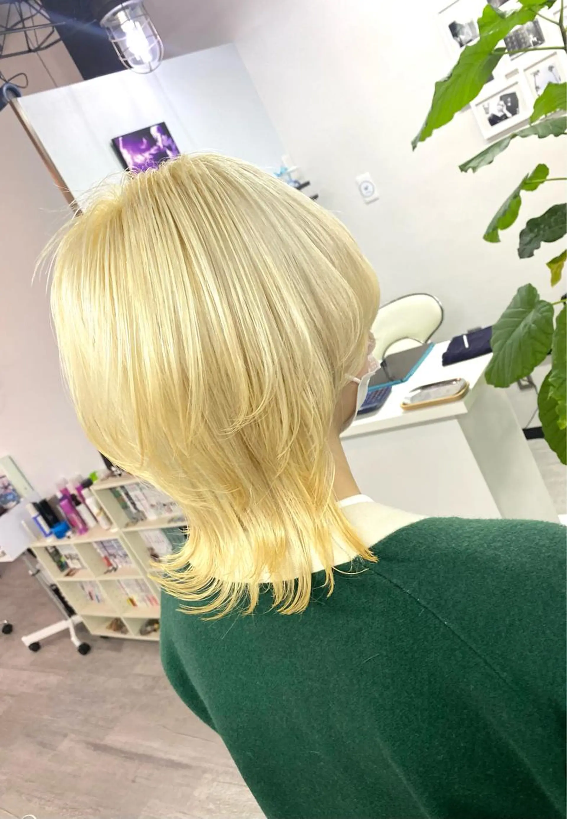 ショート カラー 名畑 裕貴のヘアスタイル