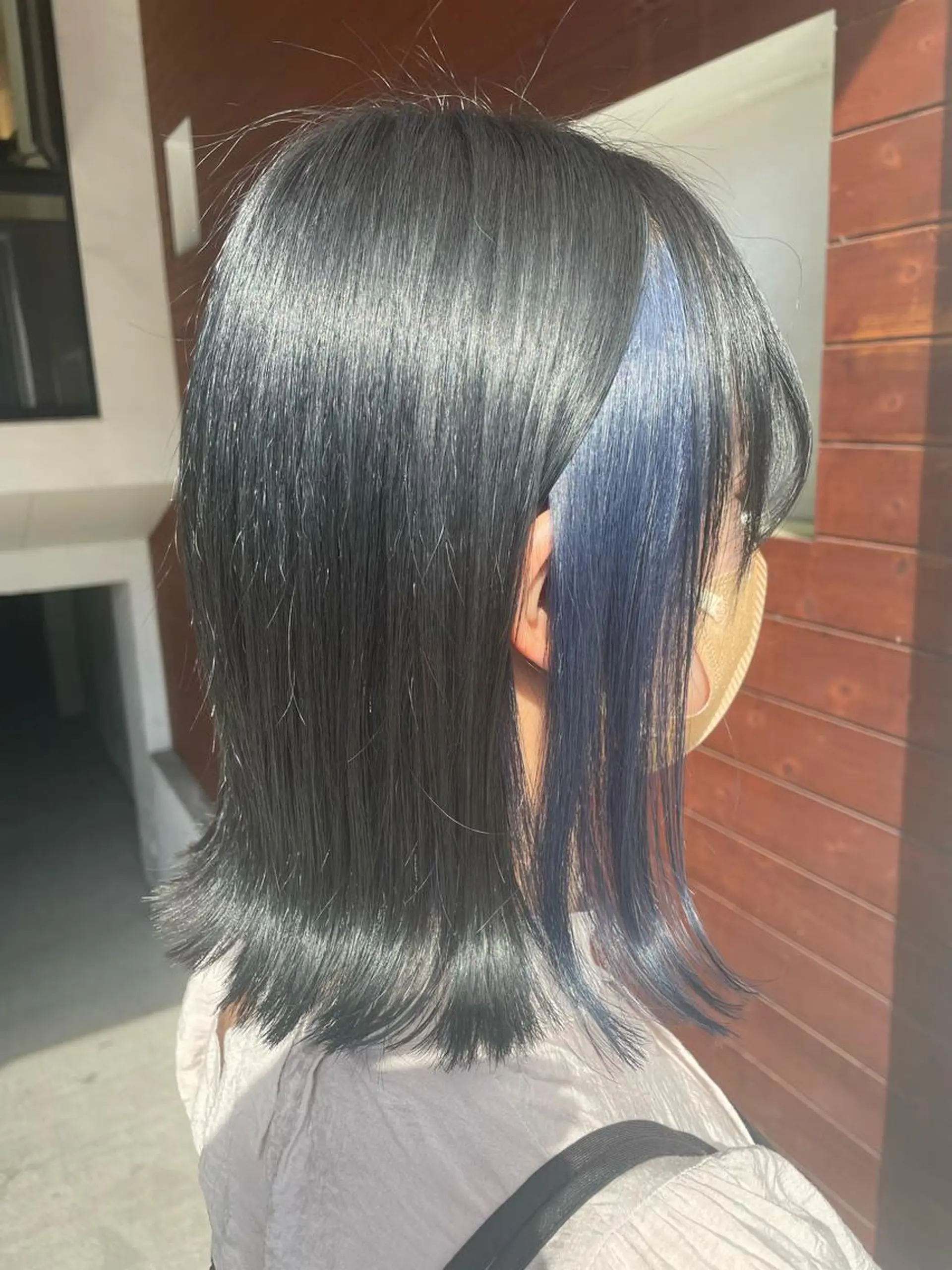 ミディアム カラー ブルーカラー イヤリングカラー ネイビーカラー ヘアカラー トリートメント IORI #韓国ヘア#髪質改善のヘアスタイル