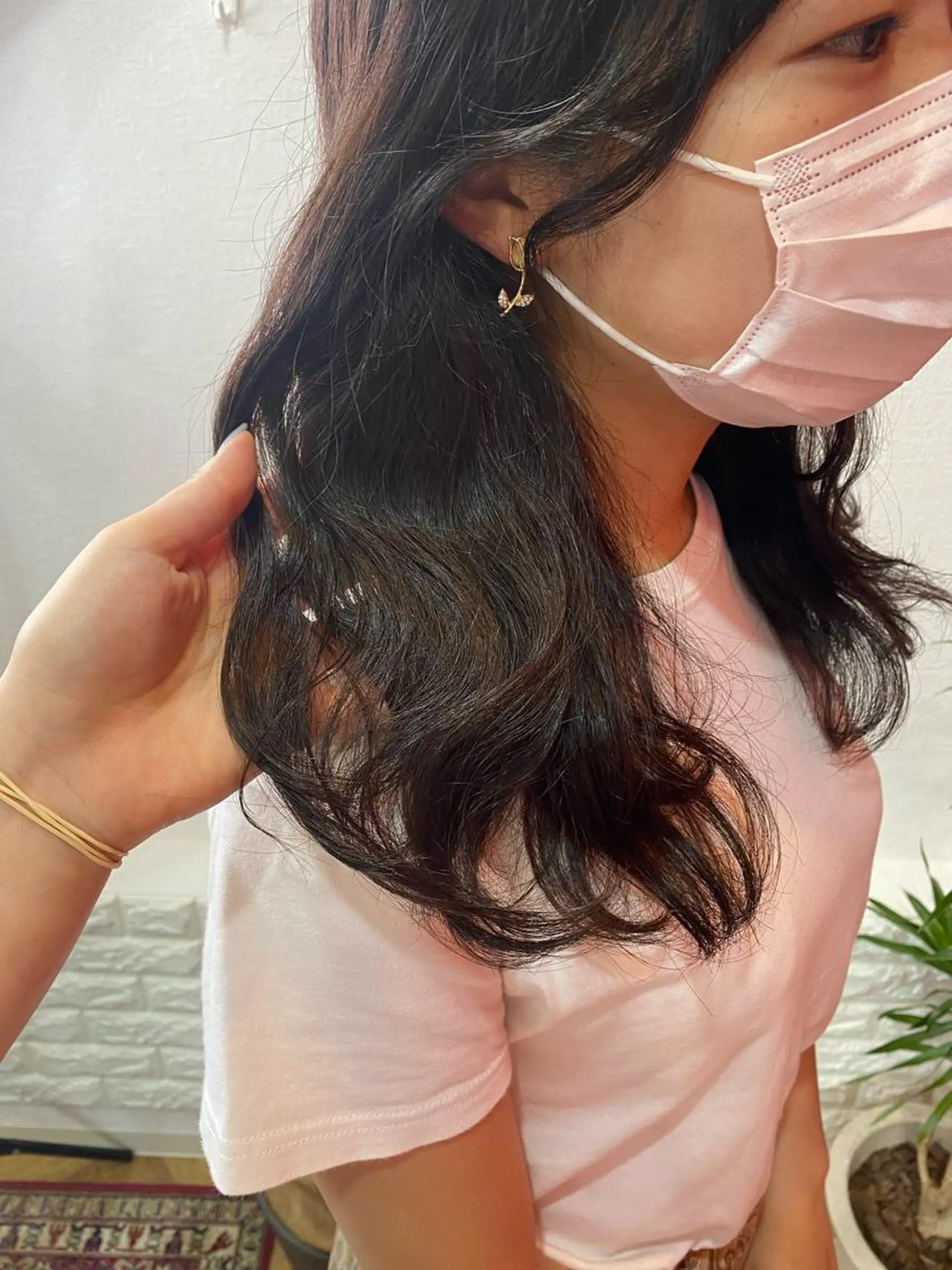 セミロング 大久保 愛のヘアスタイル