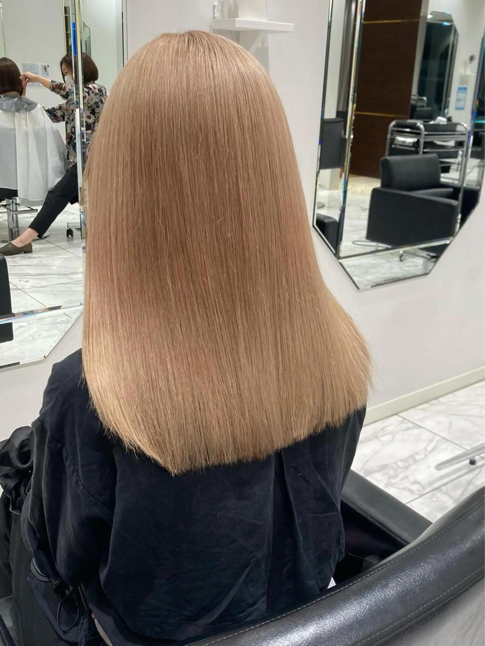 セミロング カラー ハイトーンカラー 髪質改善 トリートメント 銀座 似合わせ◎ 櫻井将司のヘアスタイル