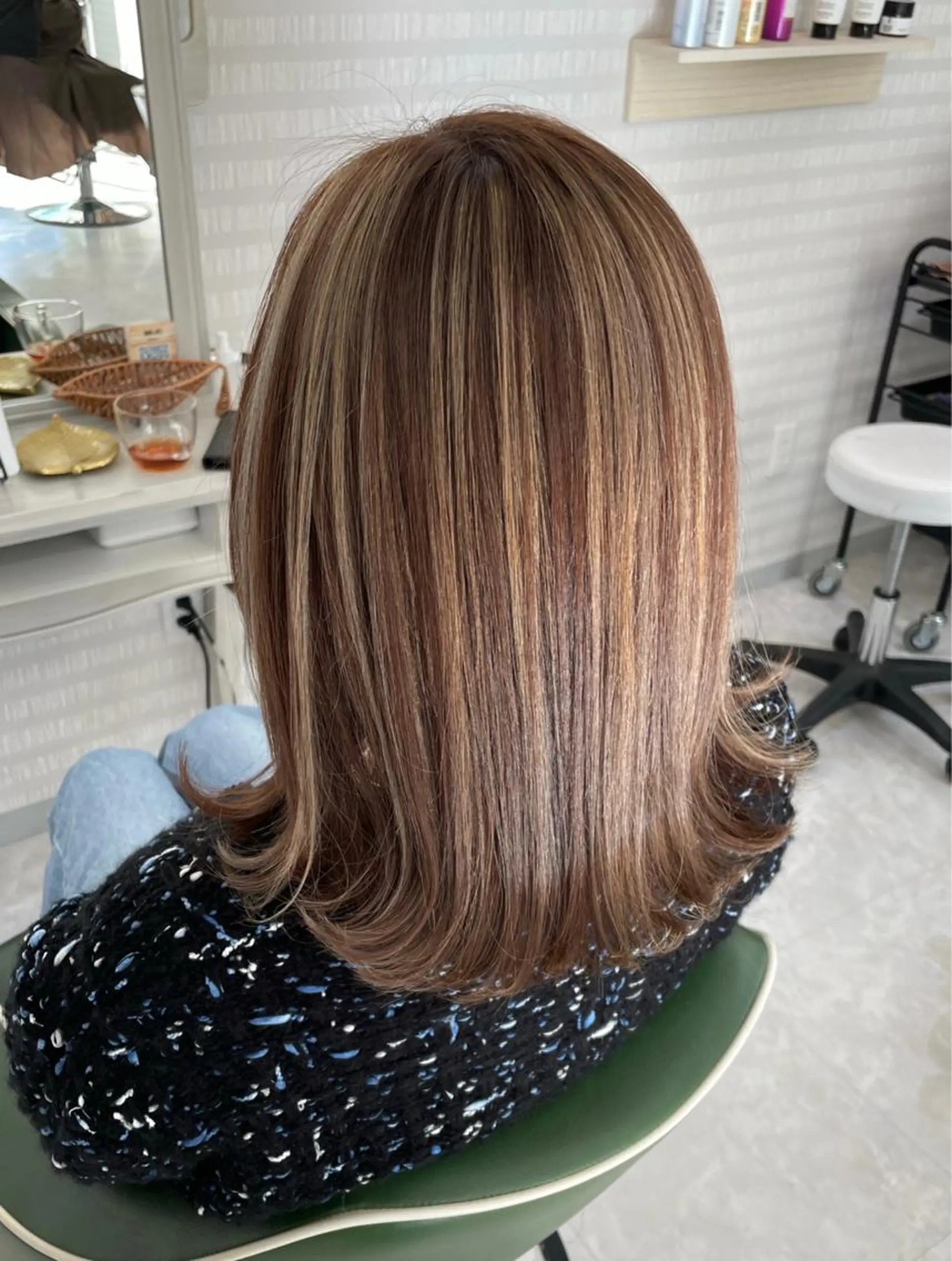 ミディアム カラー バレイヤージュ ブリーチ ケアブリーチ ダブルカラー グラデーションカラー CREAPY　日向野 利菜のヘアスタイル