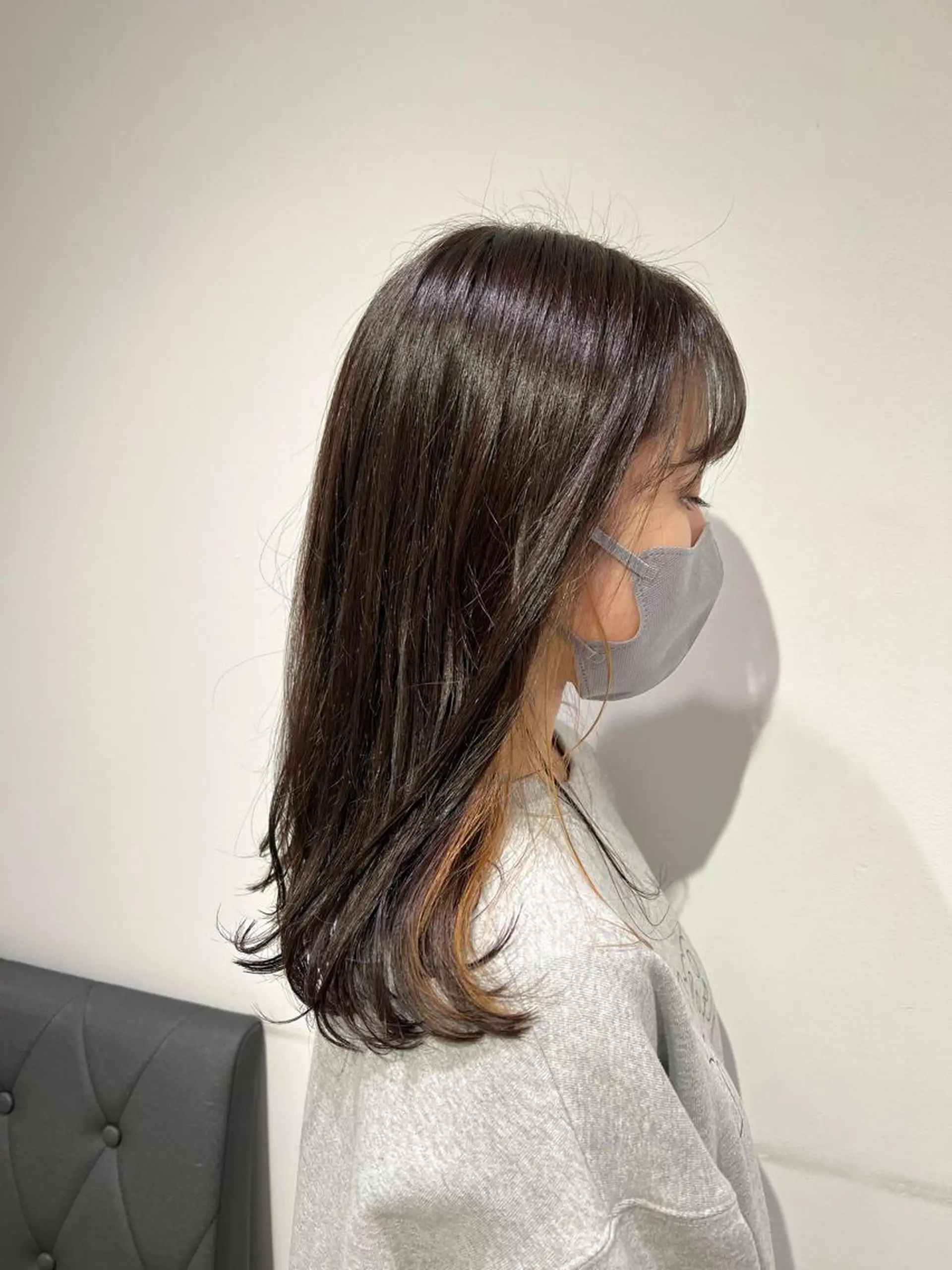 セミロング カラー ベージュカラー イヤリングカラー グレージュ ヘアカラー トリートメント 暖色カラー💜 中山由梨のヘアスタイル