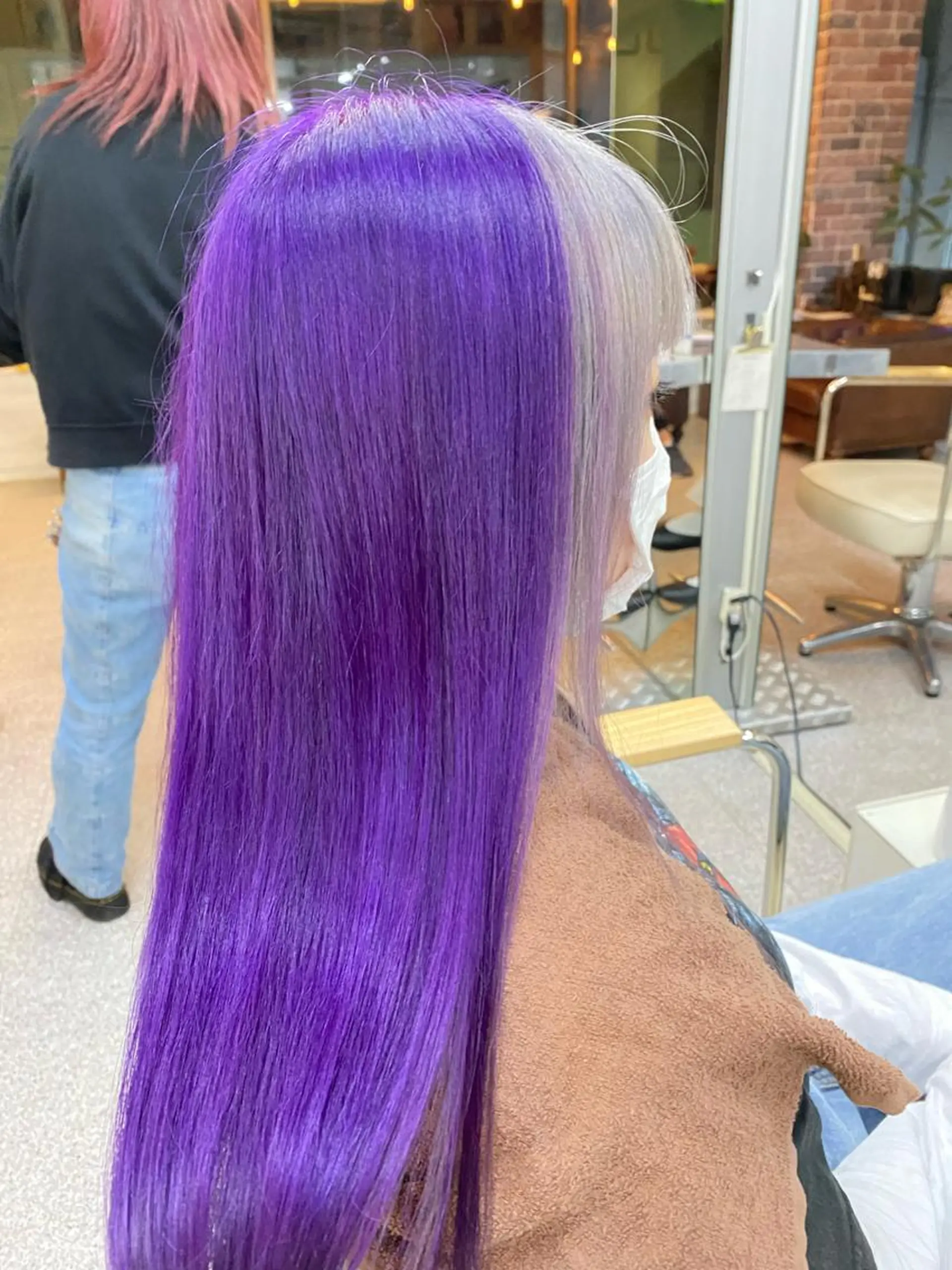 ミディアム カラー カット ヘアカラー トリートメント レイヤー/ウルフエク テブリーチ磯部ユズキのヘアスタイル