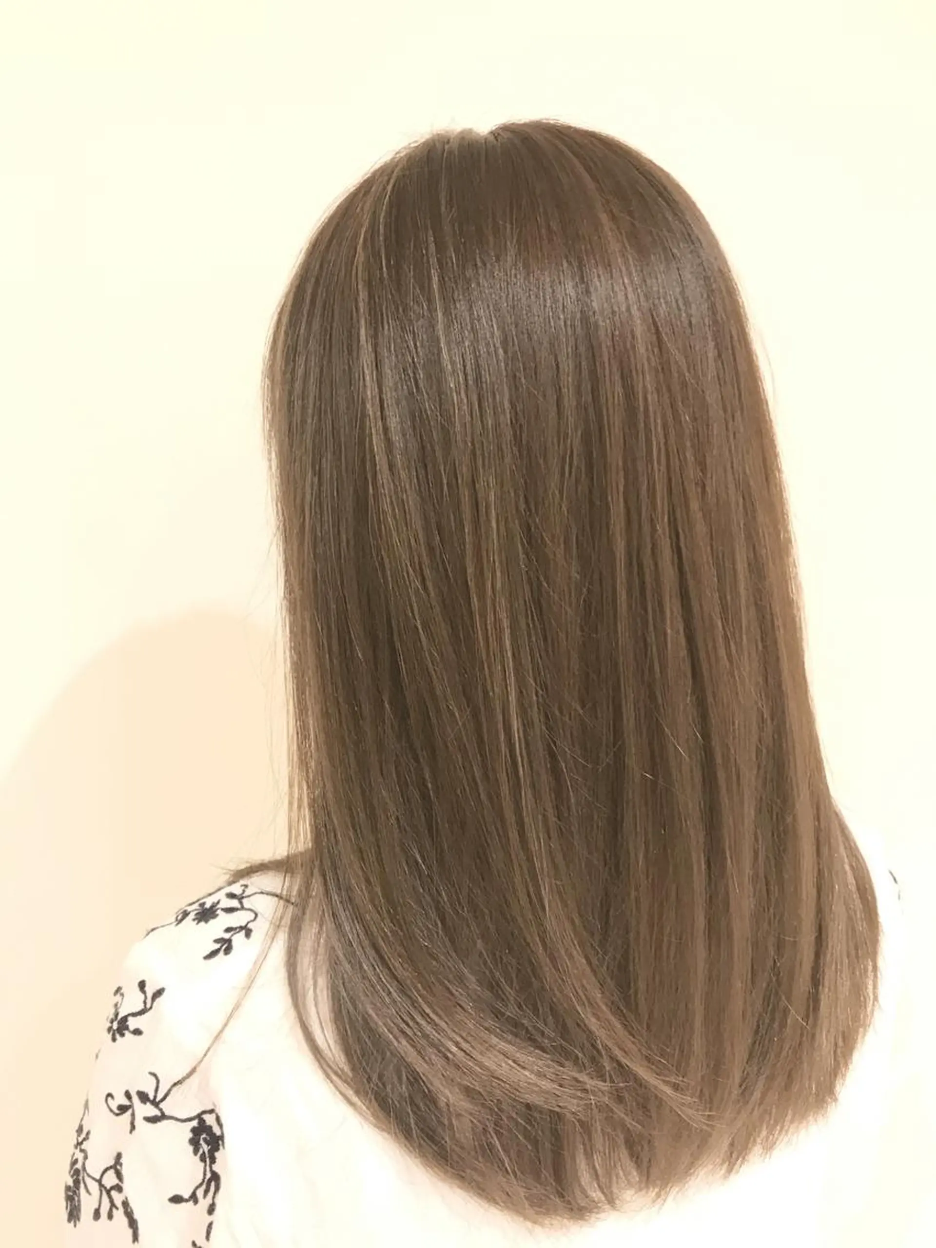 ミディアム カラー イルミナカラー ヘアカラー ハイライト/髪質改善 ✂️十河祐輝のヘアスタイル