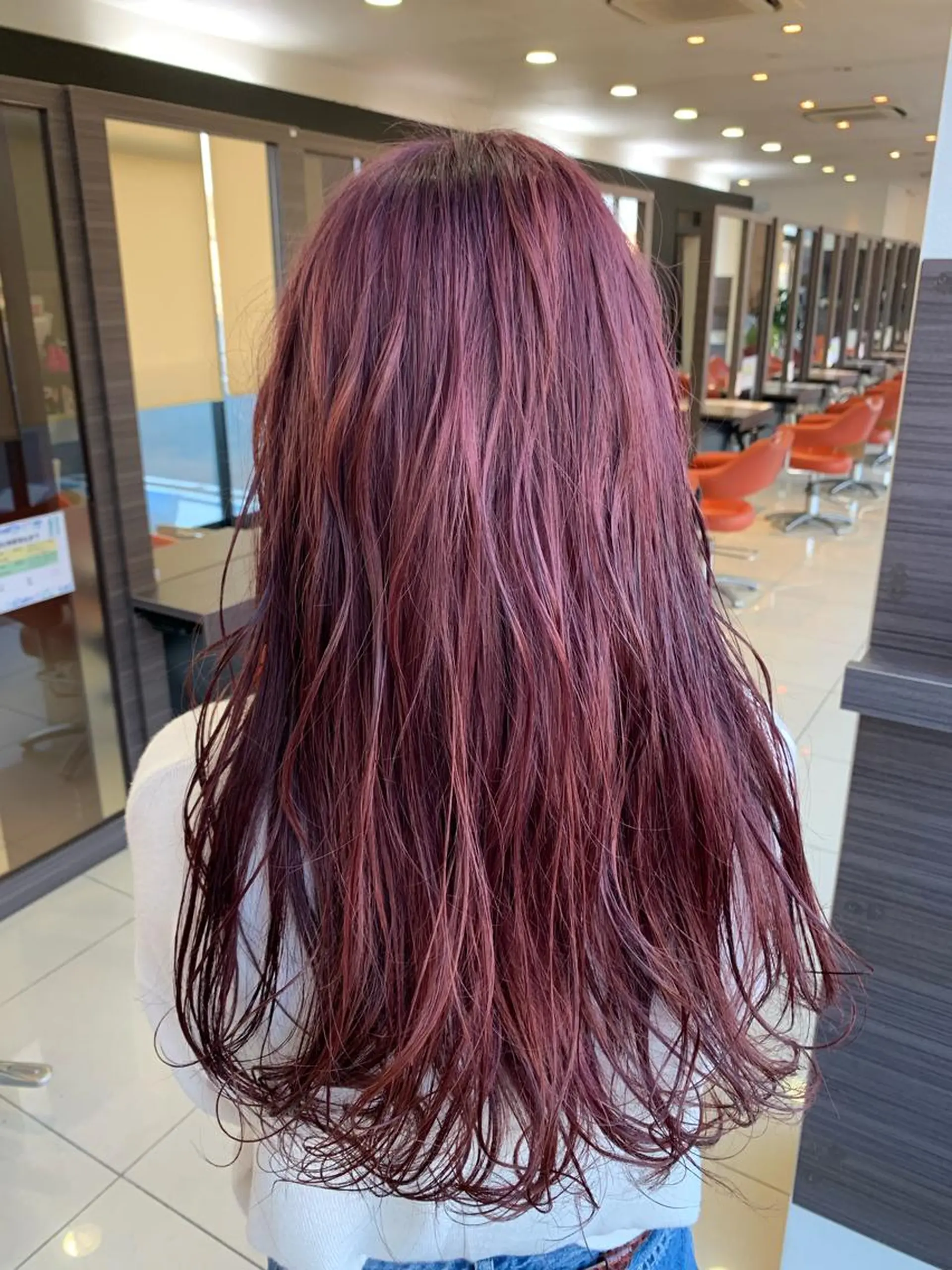 セミロング カラー ブリーチ カット ヘアカラー トリートメント 國井 瑞貴のヘアスタイル