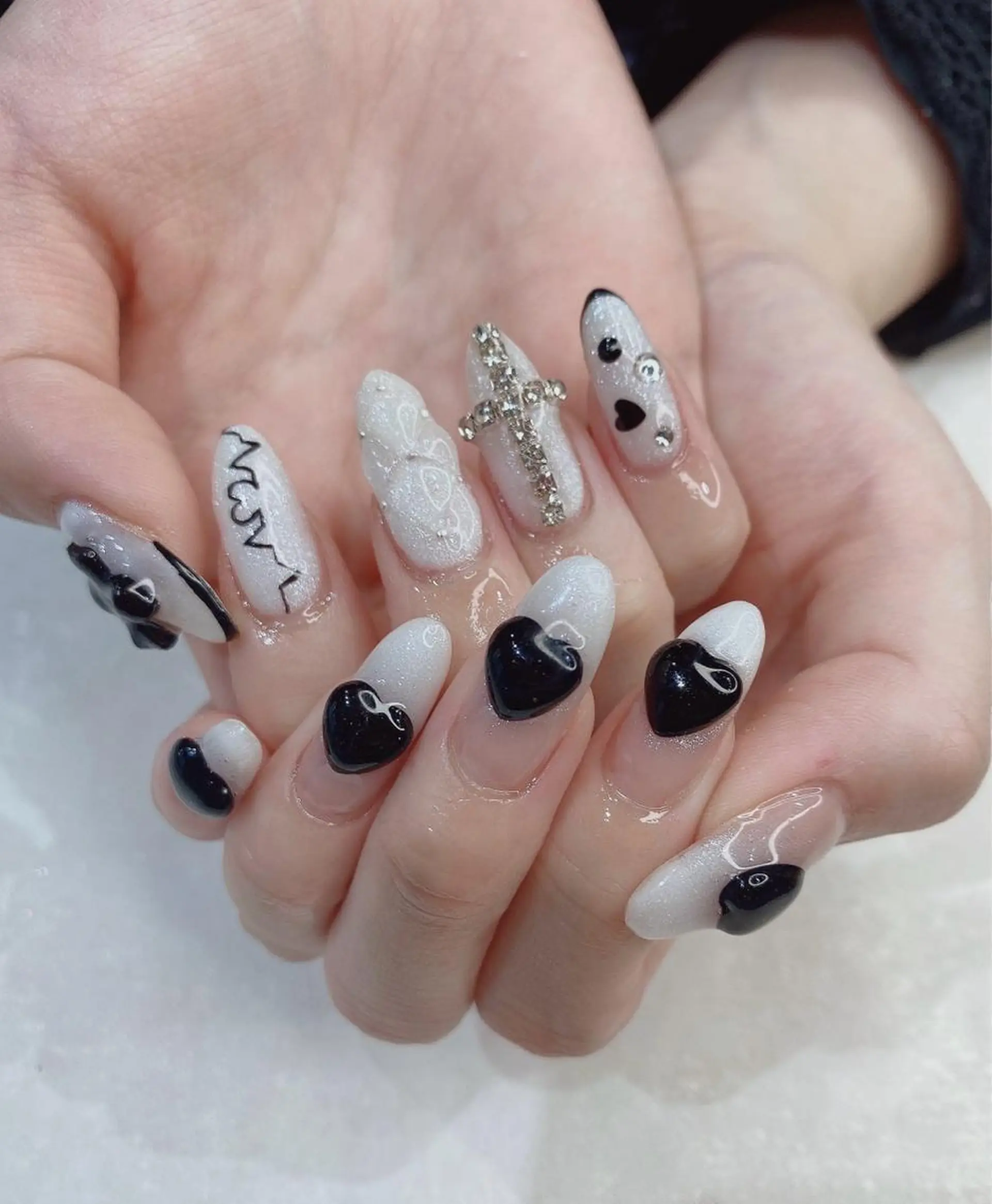 ミディアム ハンドネイル JNA認定講師🌸 RIEのネイルデザイン