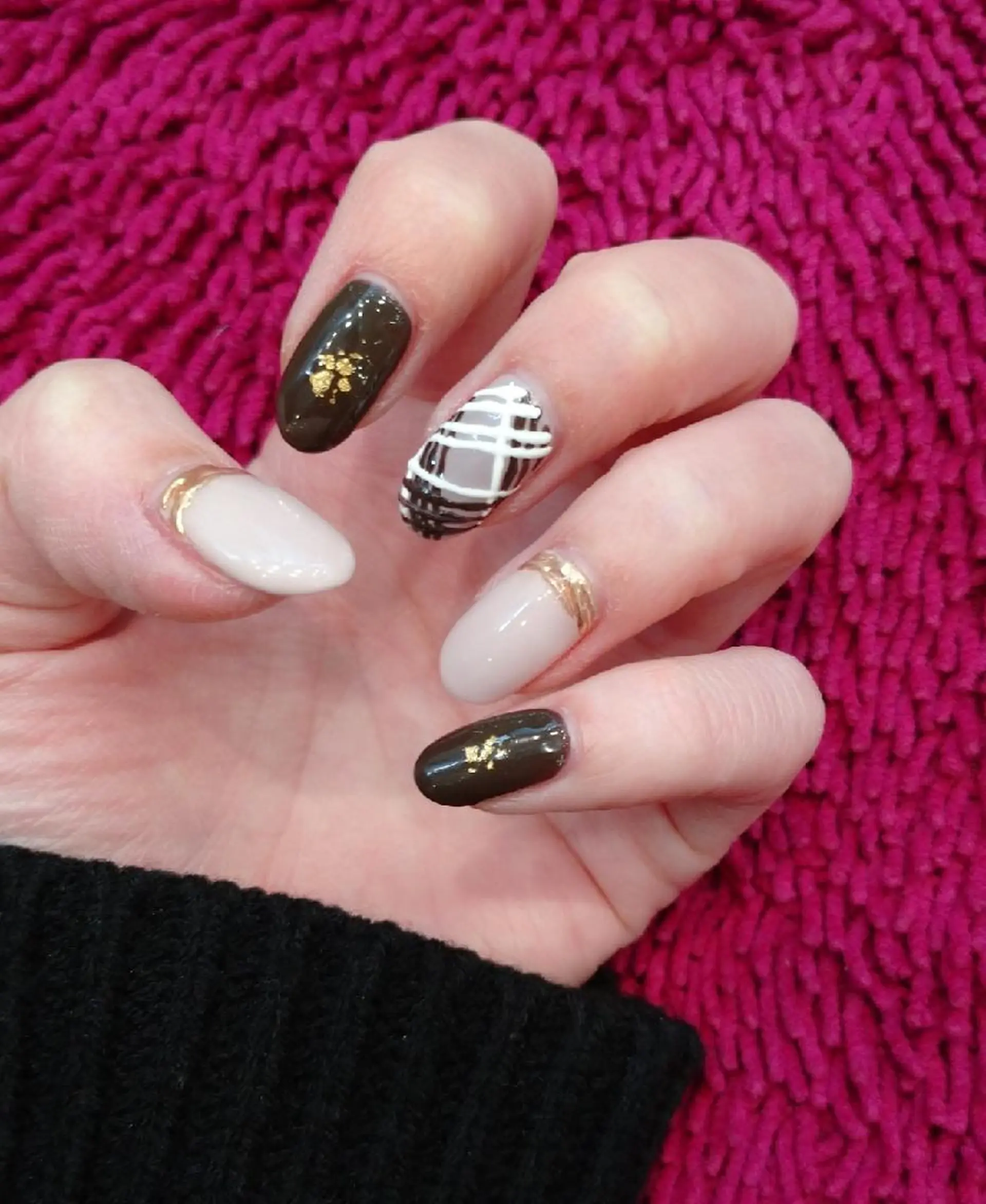 ネイル アートネイル ジェルネイル ミラーネイル パラジェル バレンタイン ハンドネイル 會田 瑠衣のネイルデザイン