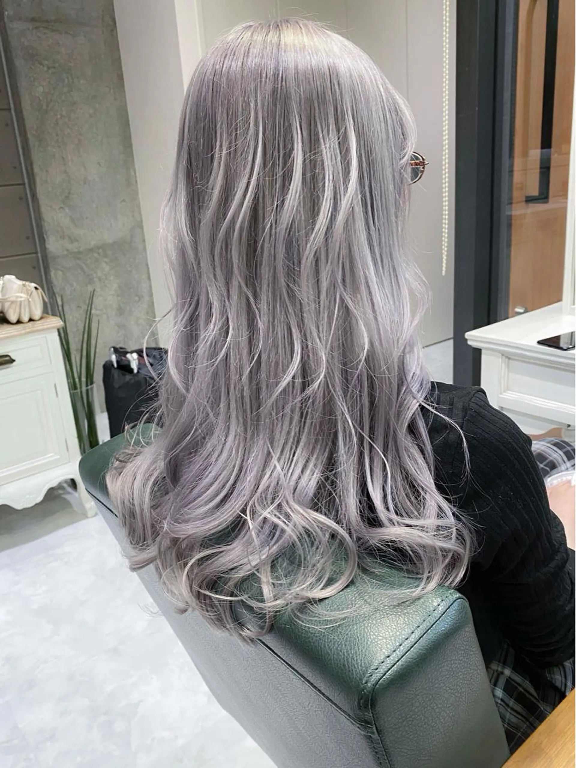 ロング カラー ヘアアレンジ アッシュ アッシュグレー アッシュグレージュ 透明感カラー グレージュ モテ髪透明感❤️ デイズヘアカラーのヘアスタイル