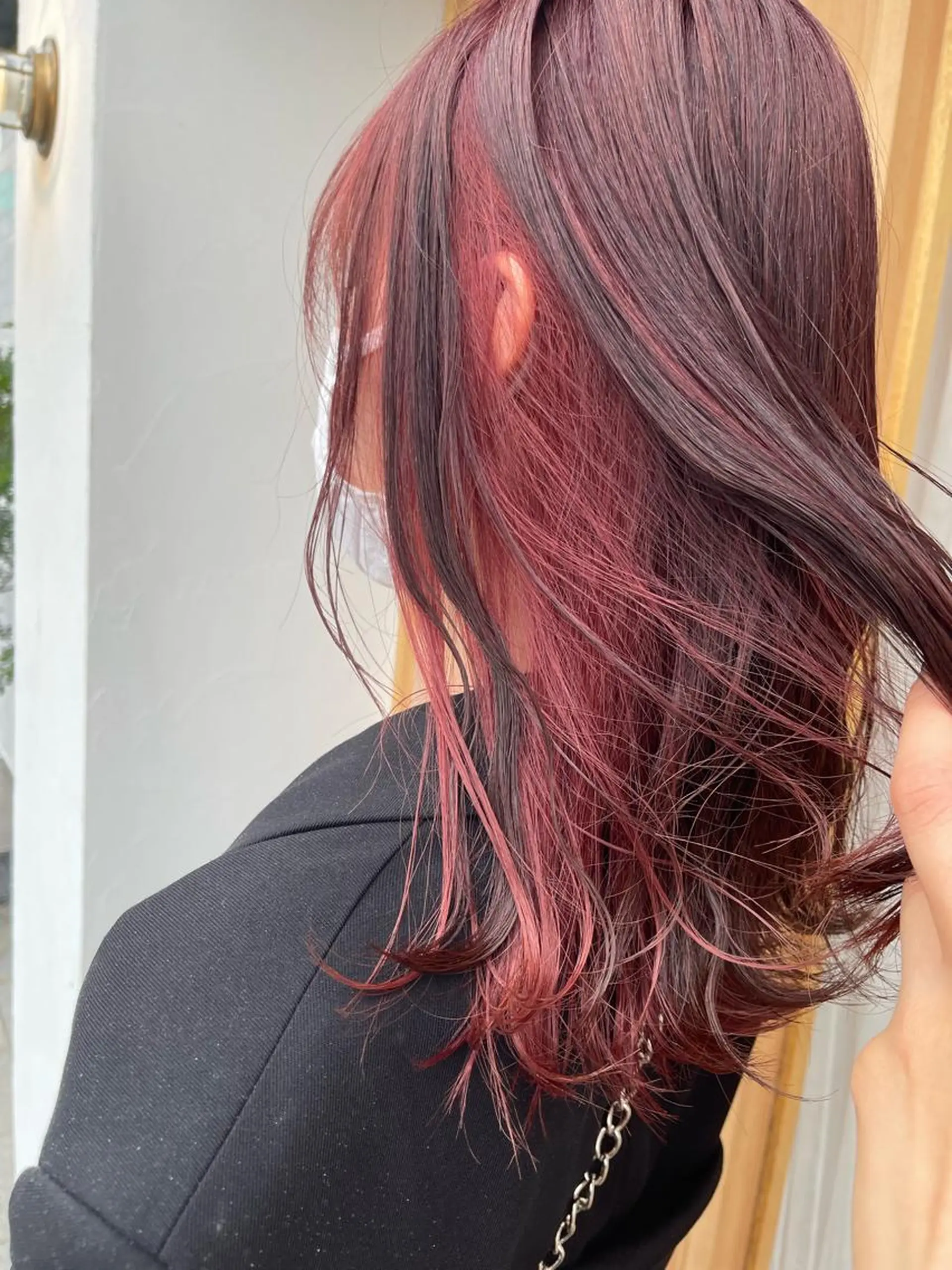 ミディアム カラー ブラウンカラー ピンクカラー レッドカラー ヘアカラー 由比藤理子 ブリーチカラー🌈のヘアスタイル