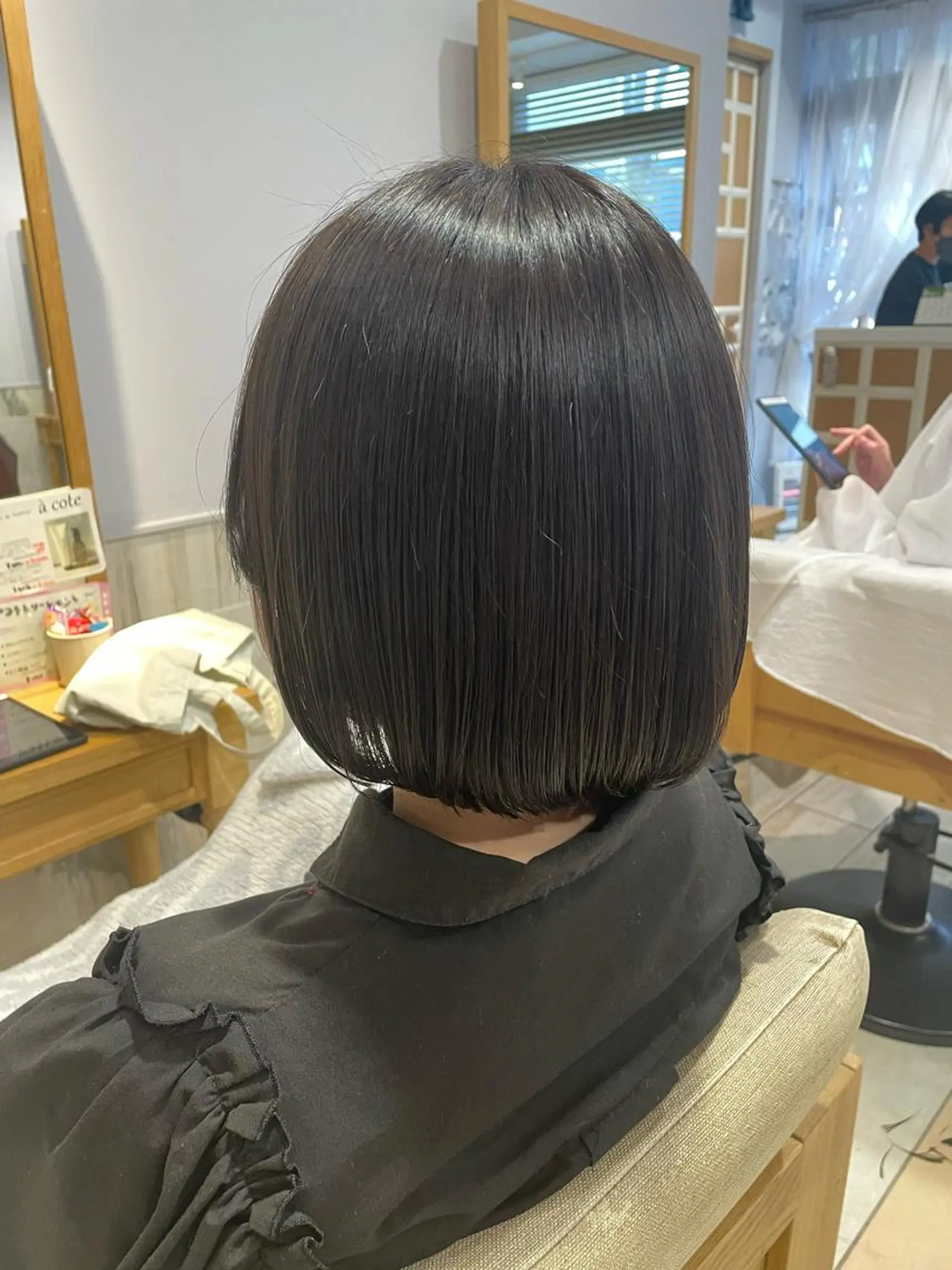 ショート カラー ボブ カット ヘアカラー トリートメント すげ さやかのヘアスタイル