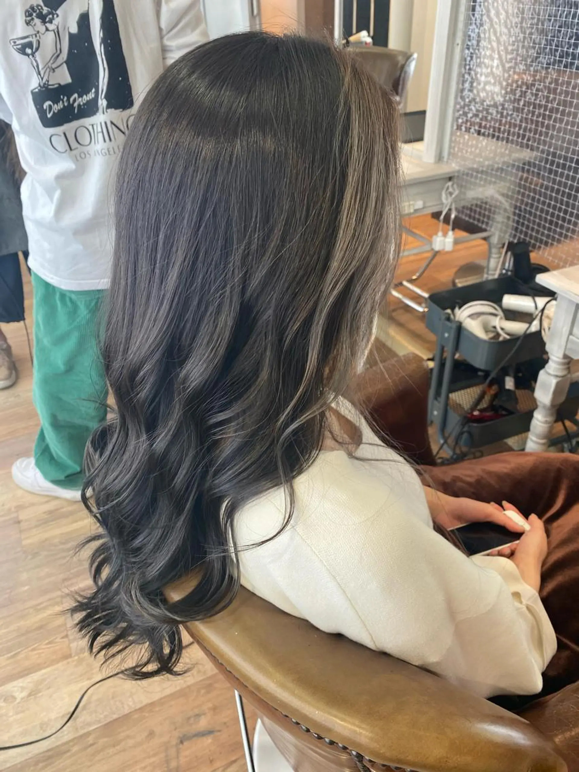 ロング カラー ミストバング  フェイスフレーミング カット ヘアカラー アンソニー ショウゴのヘアスタイル