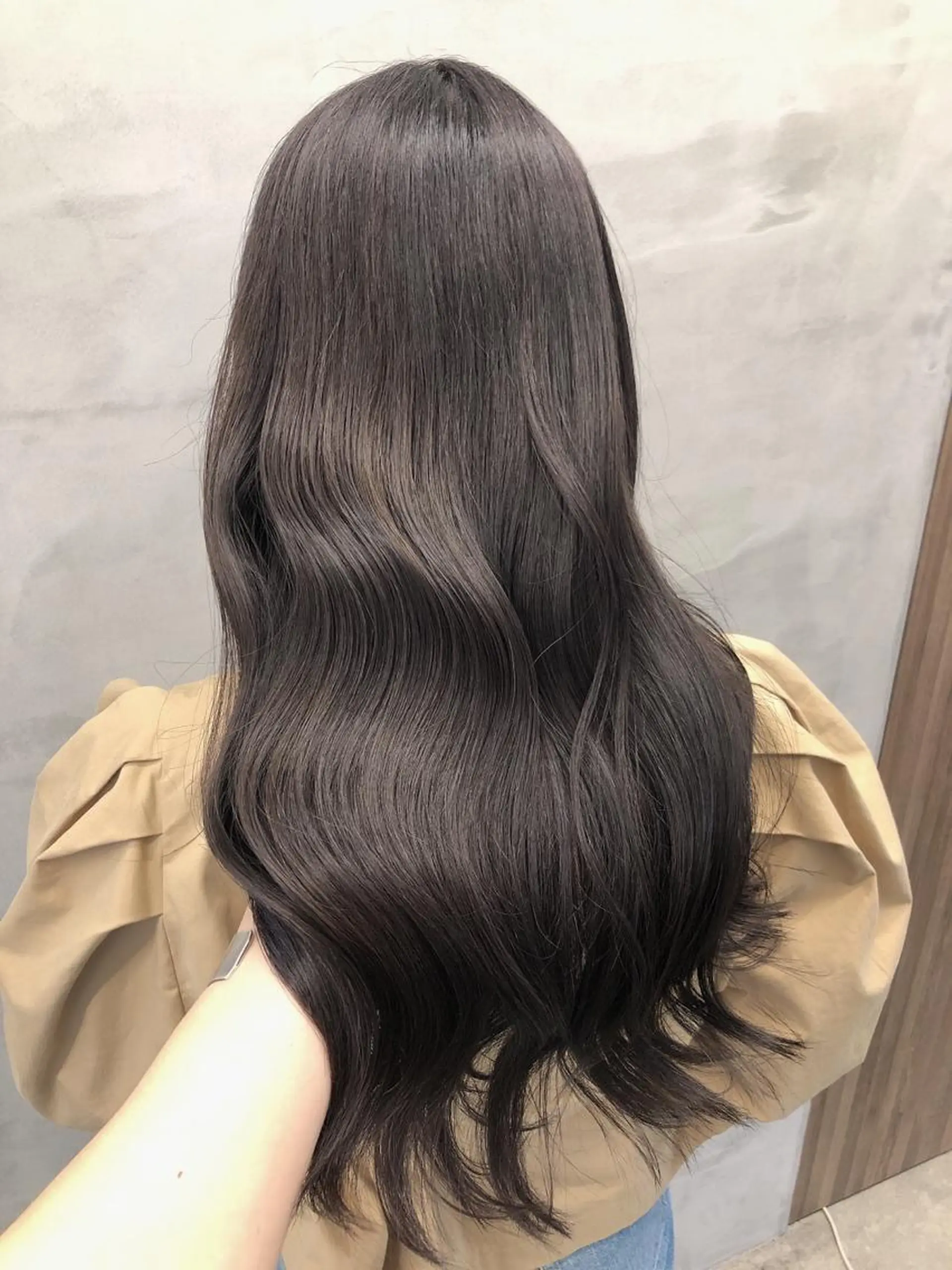 セミロング カラー ヘアアレンジ アッシュ アッシュグレー アッシュグレージュ ベージュカラー ブリーチ 【美髪特化 髪質改善サイトウ】のその他イメージ