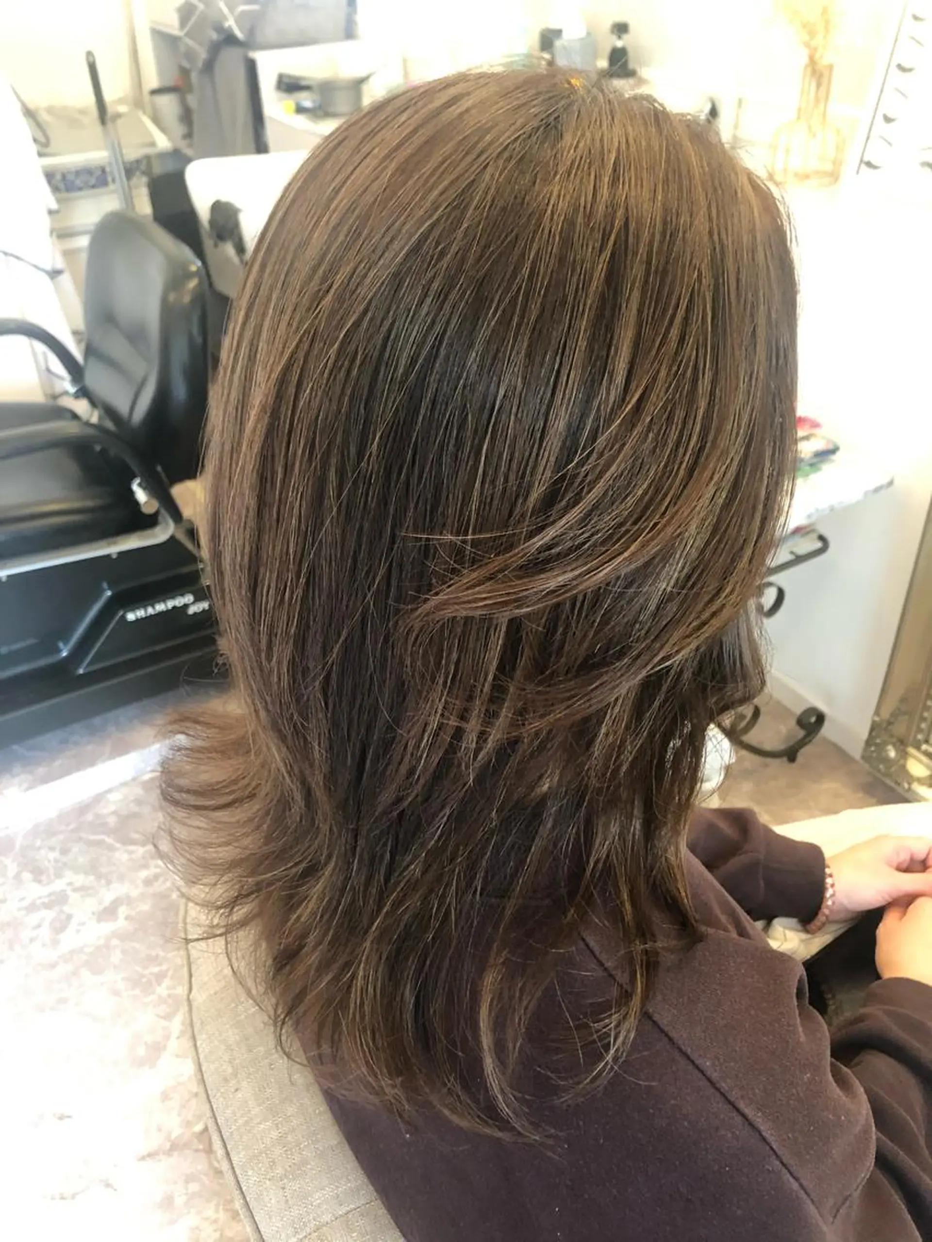 セミロング くびれヘア ハイライト La.fleur ラ.フルールのヘアスタイル
