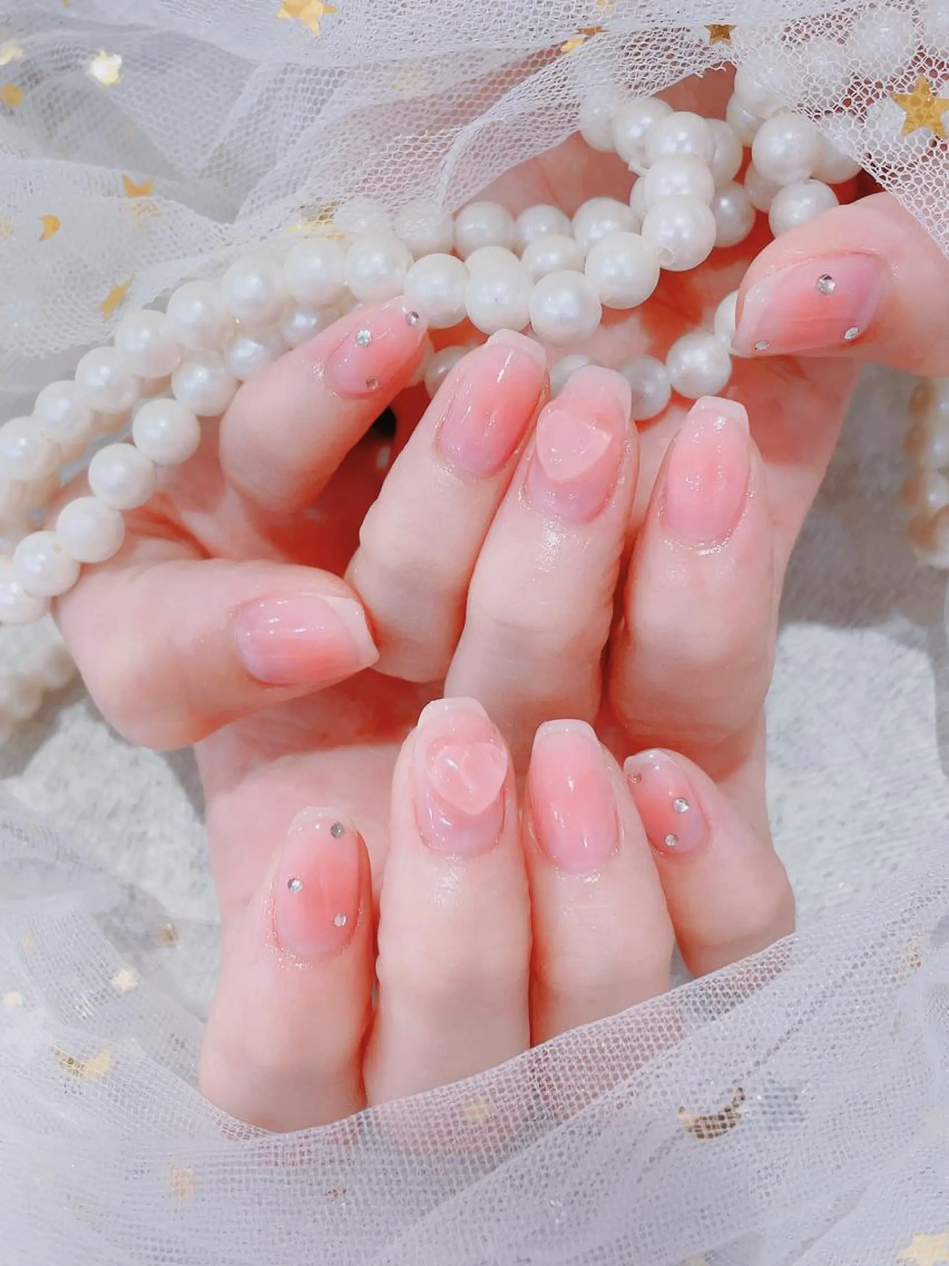 ミディアム ネイル ハンドネイル cho nailのネイルデザイン