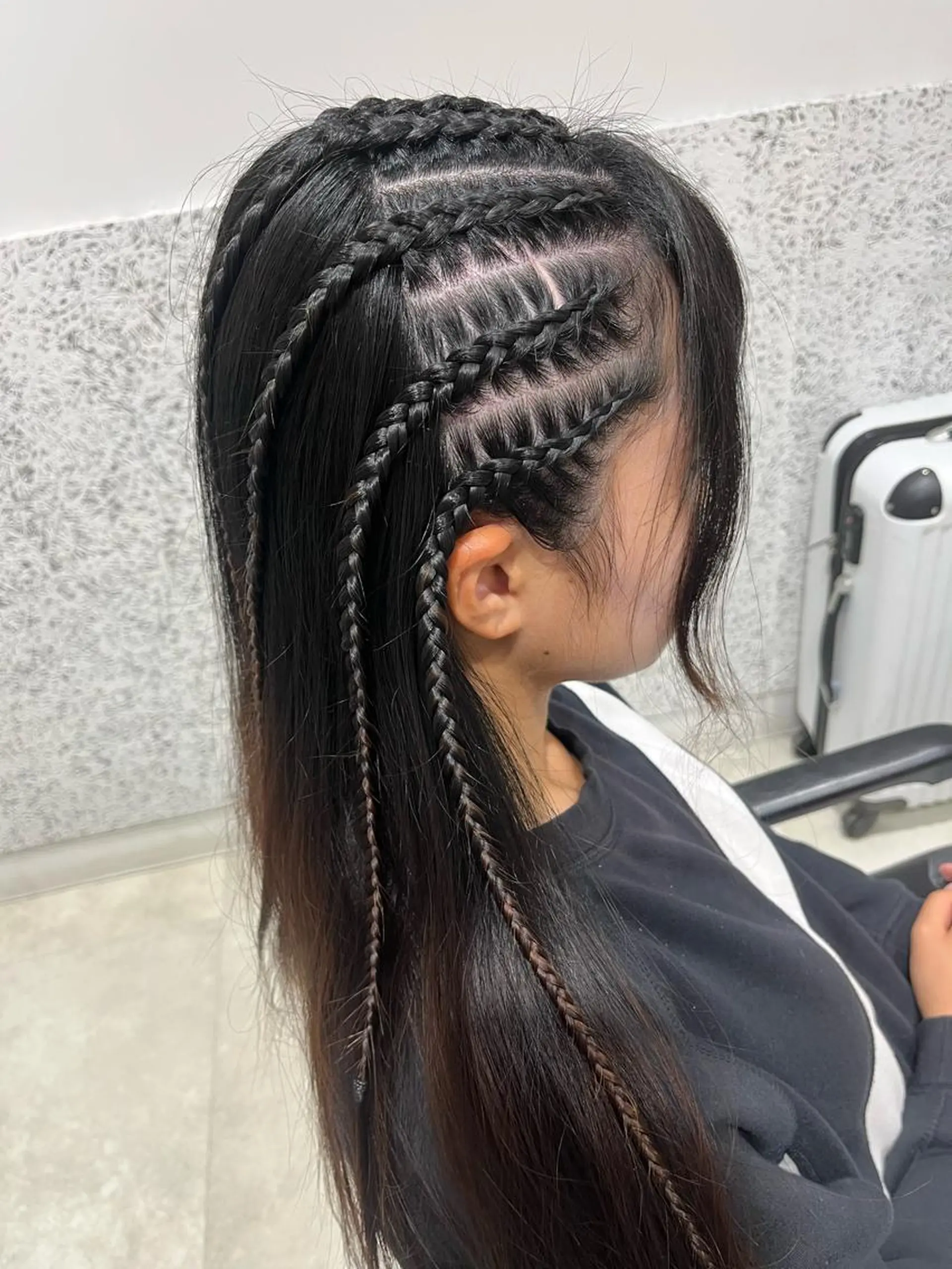 ロング ヘアセット GO TODAYSHAiRESALON所属・✨コーンロウ✨ 本田さゃかのヘアスタイル