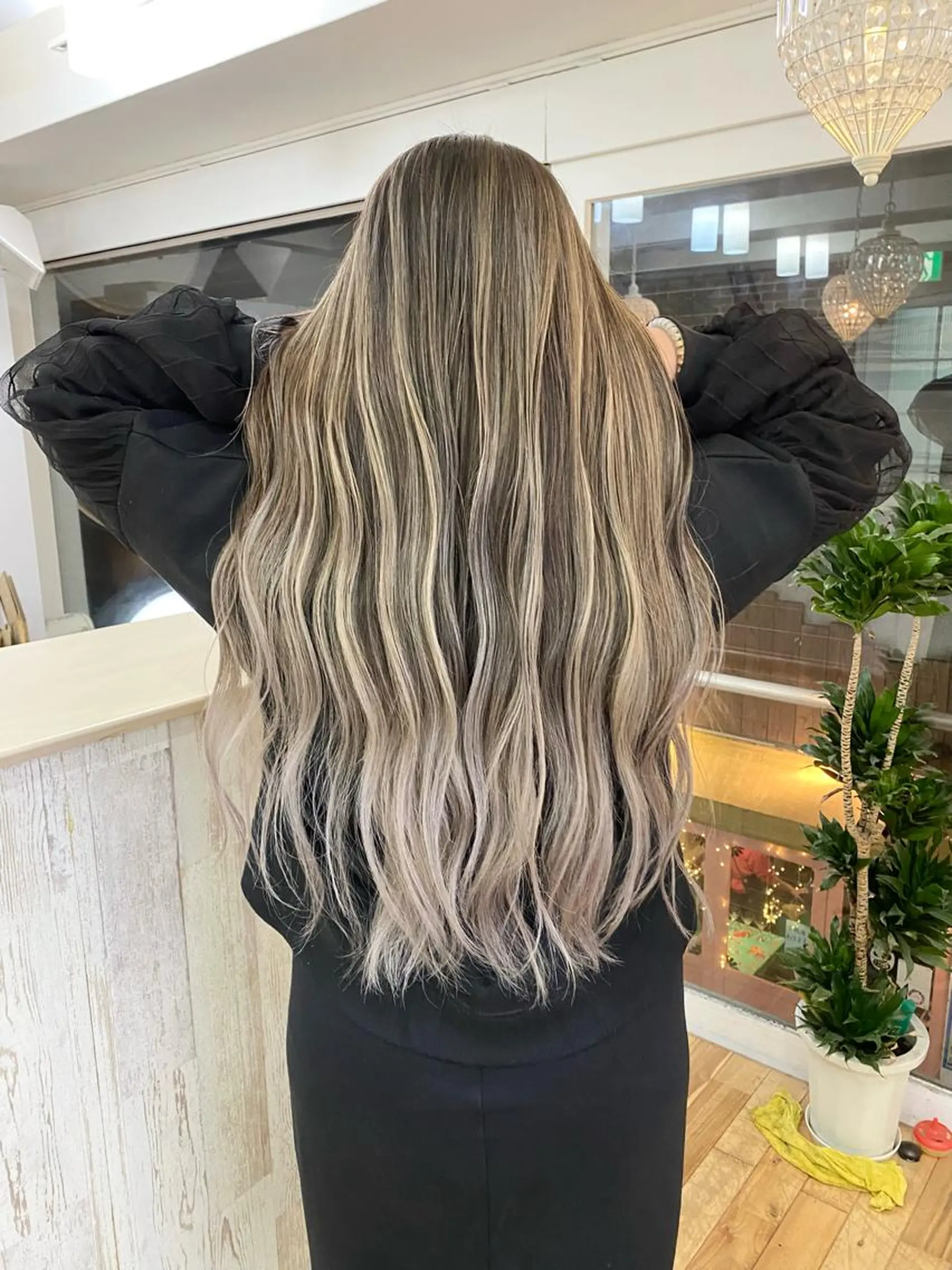 ロング カラー ヘアアレンジ カット ヘアカラー トリートメント 久米 治仁のヘアスタイル