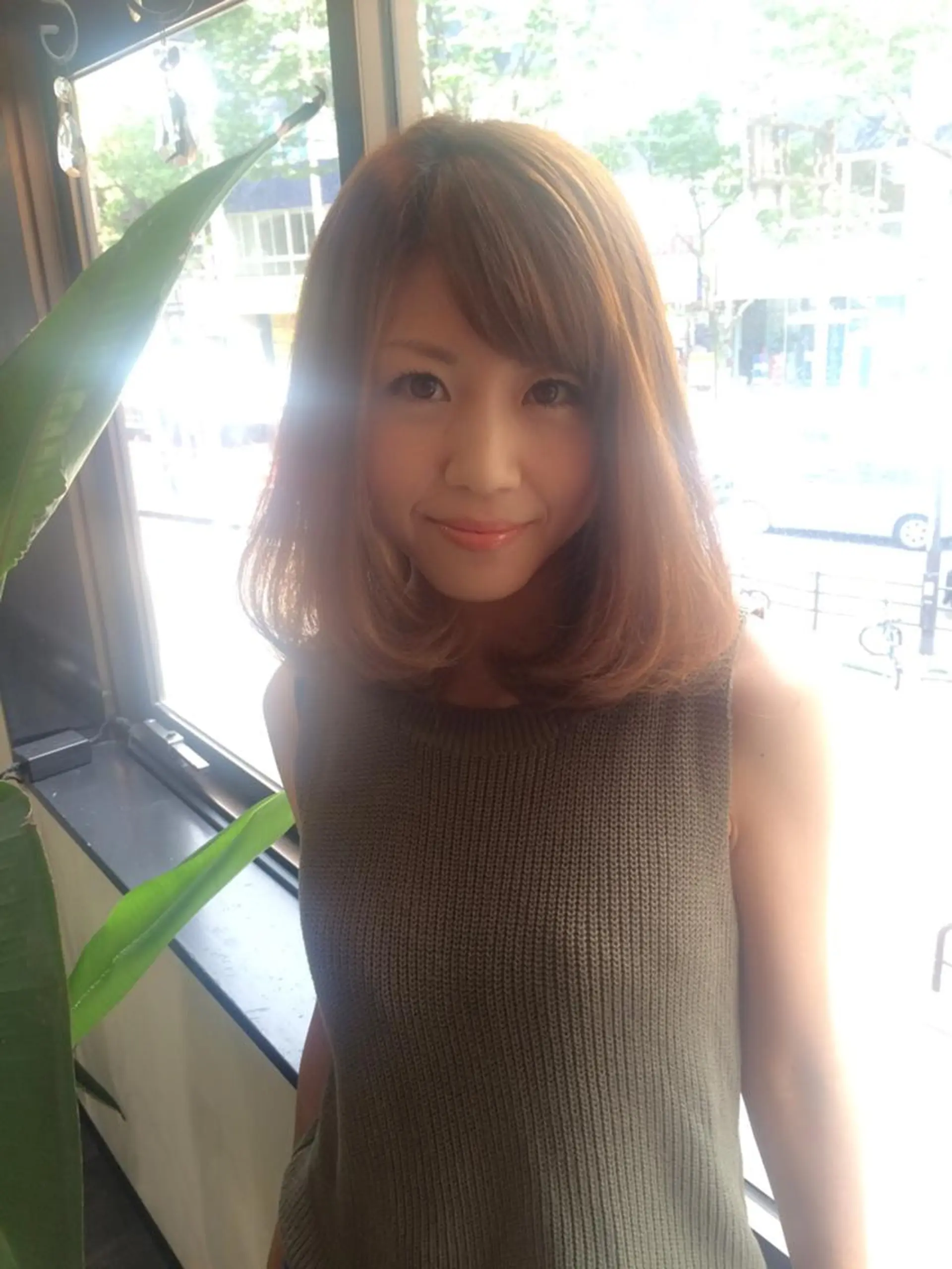 ミディアム Vida creativeのヘアスタイル