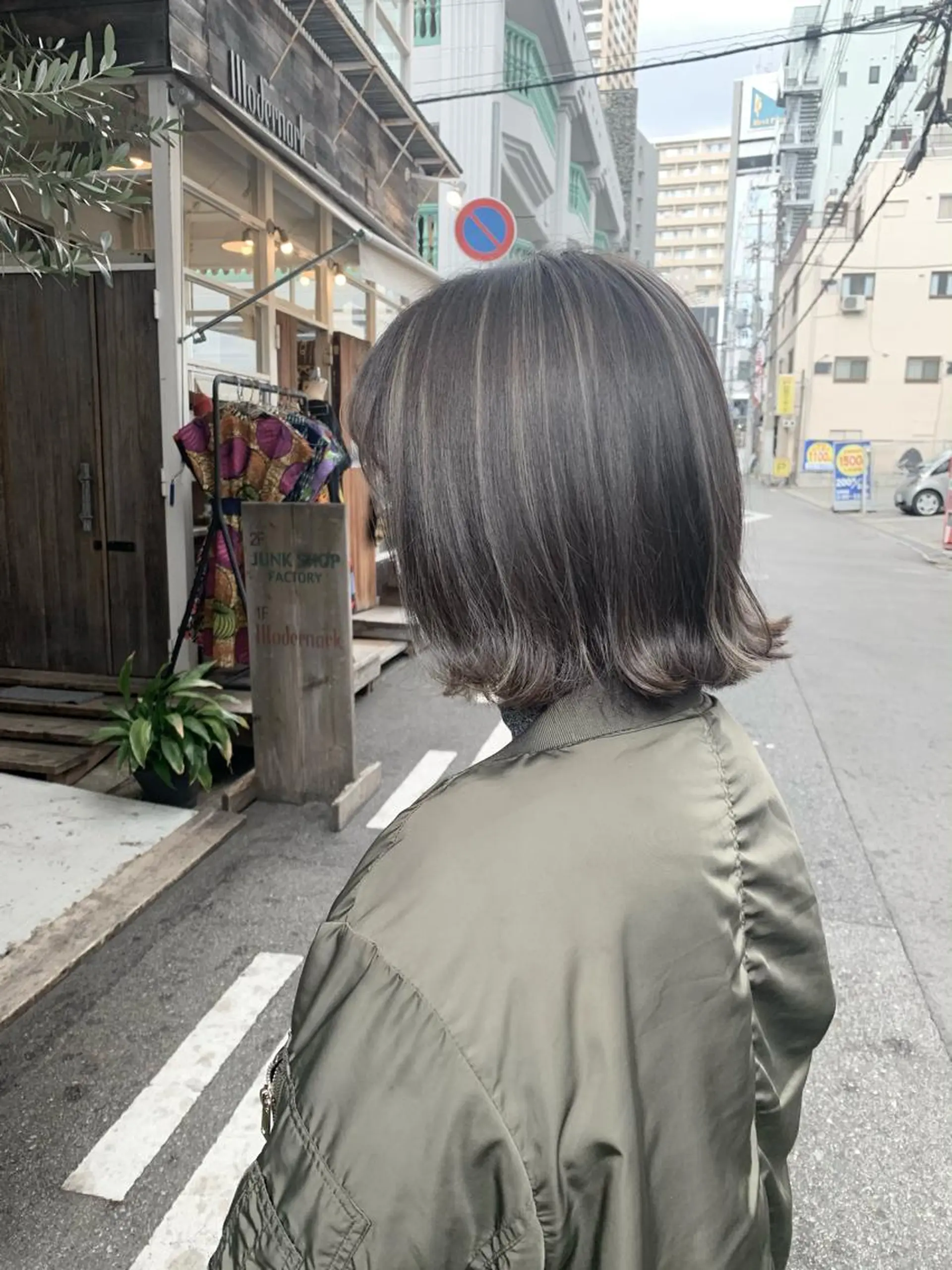 ショート カラー カット ヘアカラー トリートメント LEB所属・下河 宗太のヘアスタイル