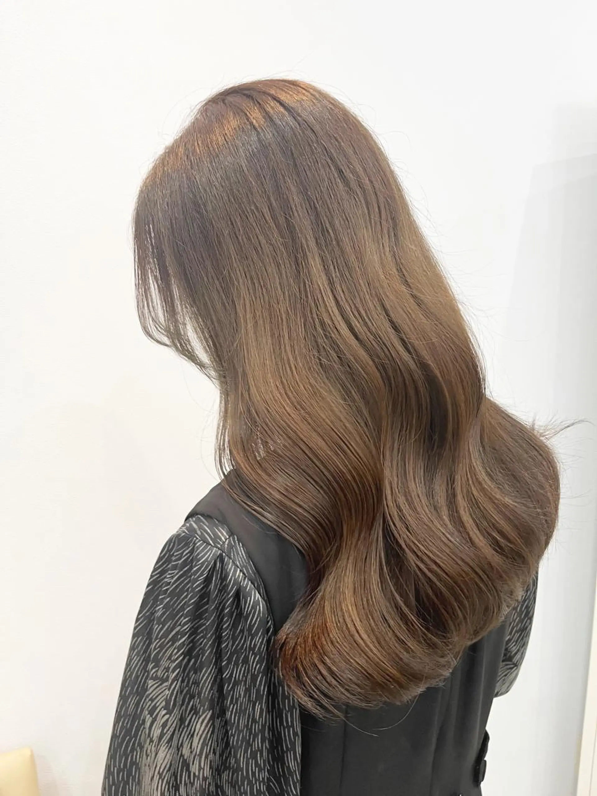 セミロング カラー ヘアアレンジ 韓国風ヘア haruka 🩶のヘアスタイル