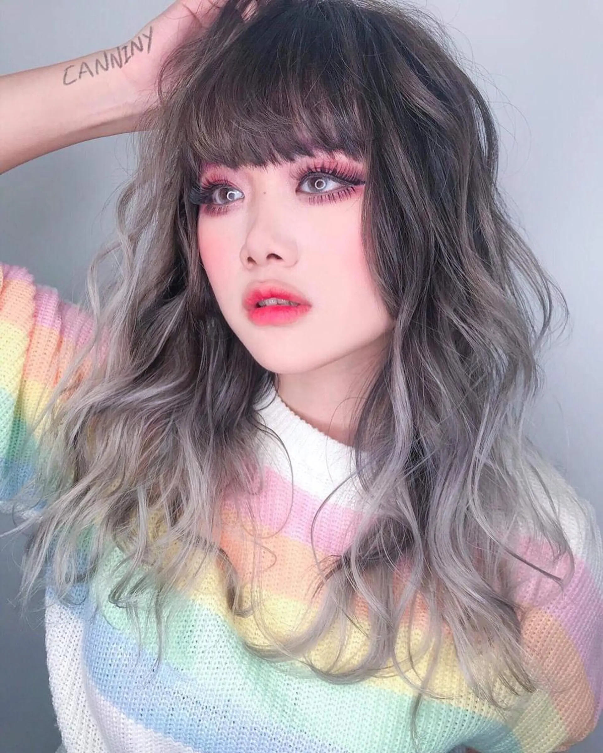 セミロング カット ヘアカラー トリートメント 國分 利成のヘアスタイル