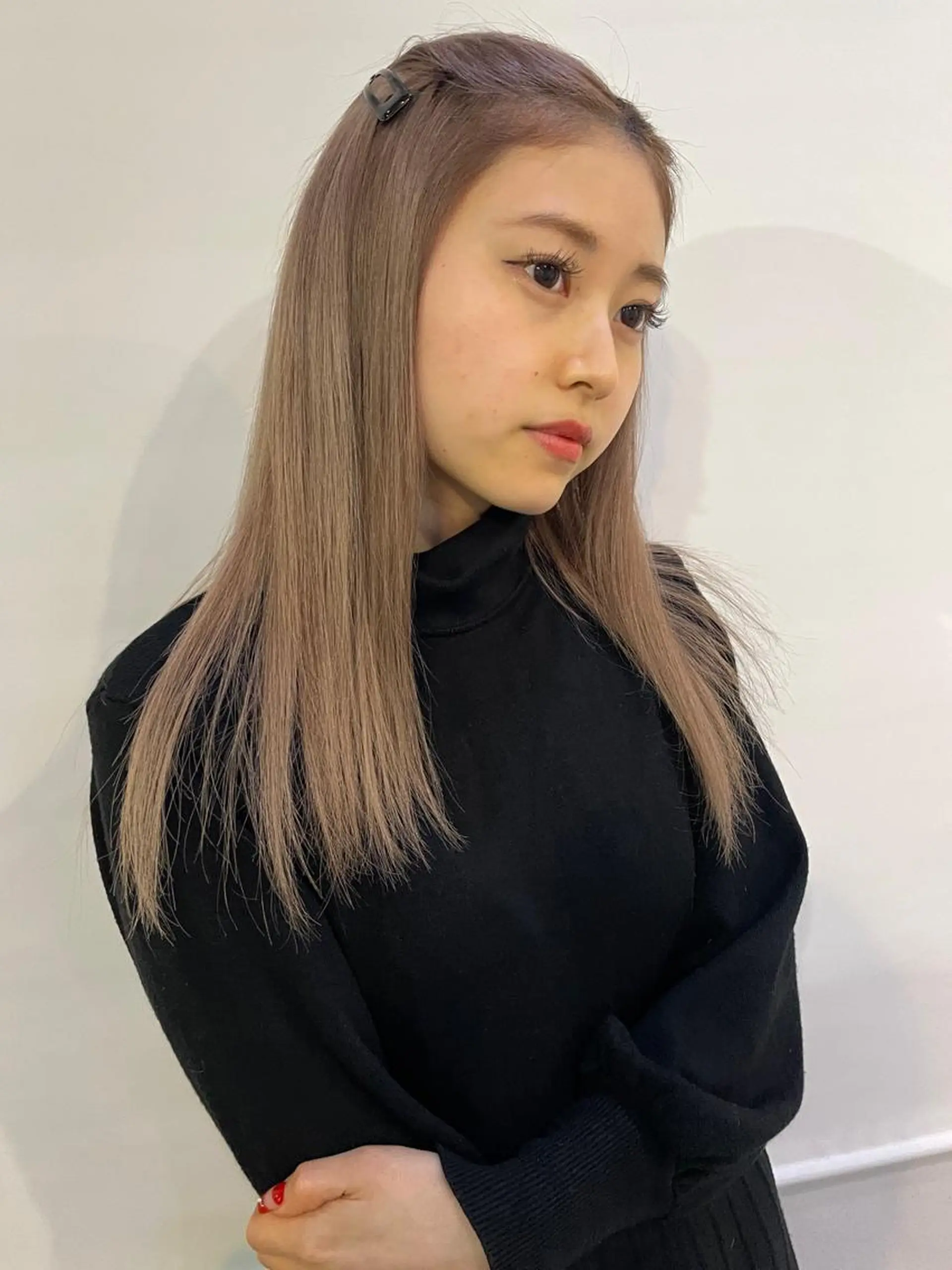 セミロング カラー silo所属・silo MOKA 顔周りカット🦦のヘアスタイル