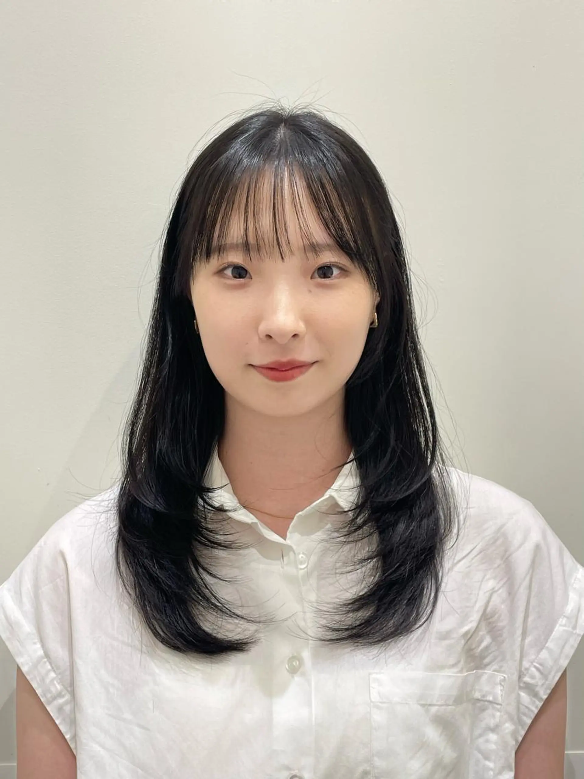 セミロング 韓国風ヘア レイヤーカット カット ヘアカラー トリートメント ❤︎︎韓国ヘア❤︎︎ 𝑺𝒉𝒊𝒉𝒐のヘアスタイル