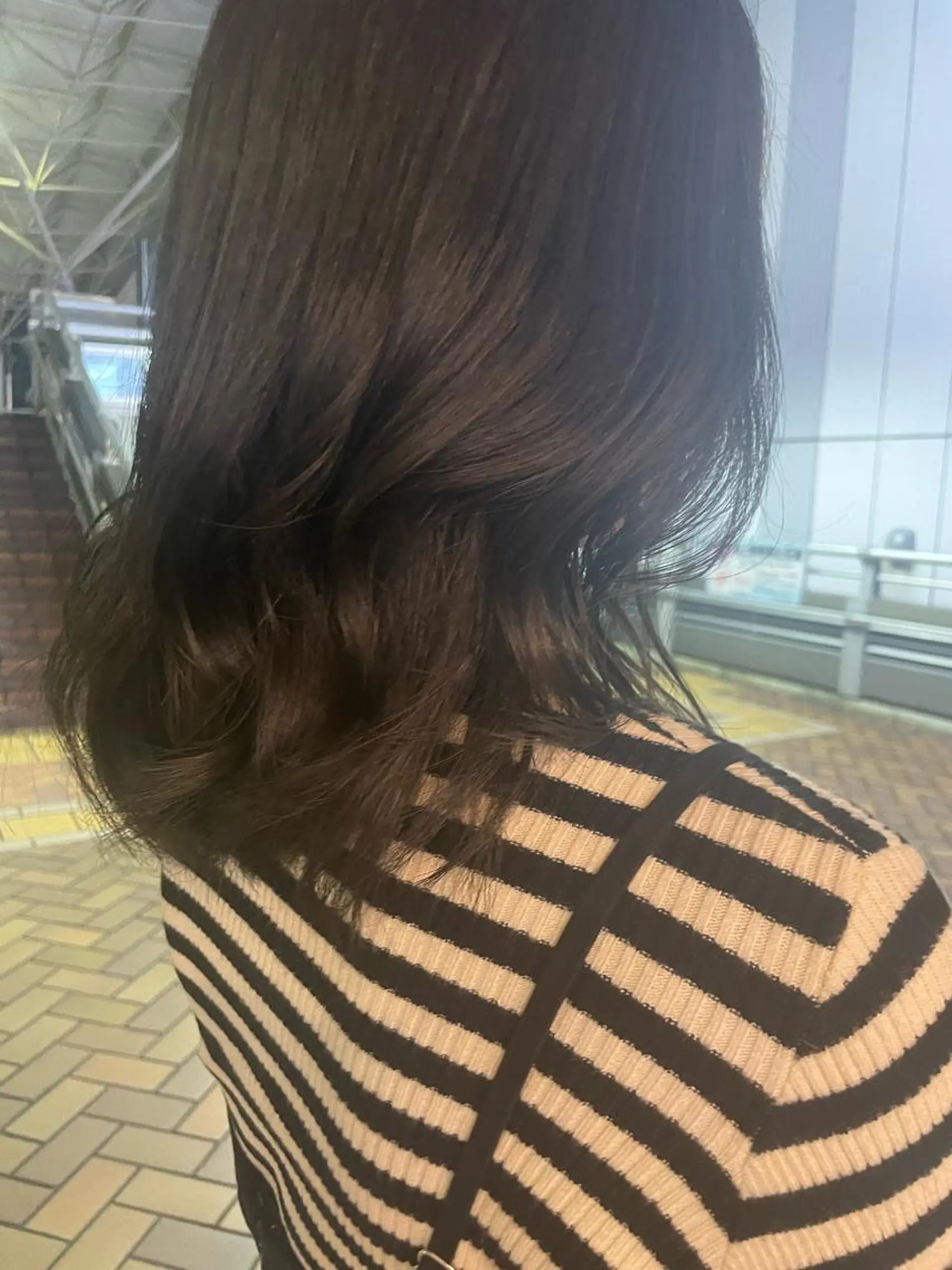 カラー EIGHT MAYUのヘアスタイル