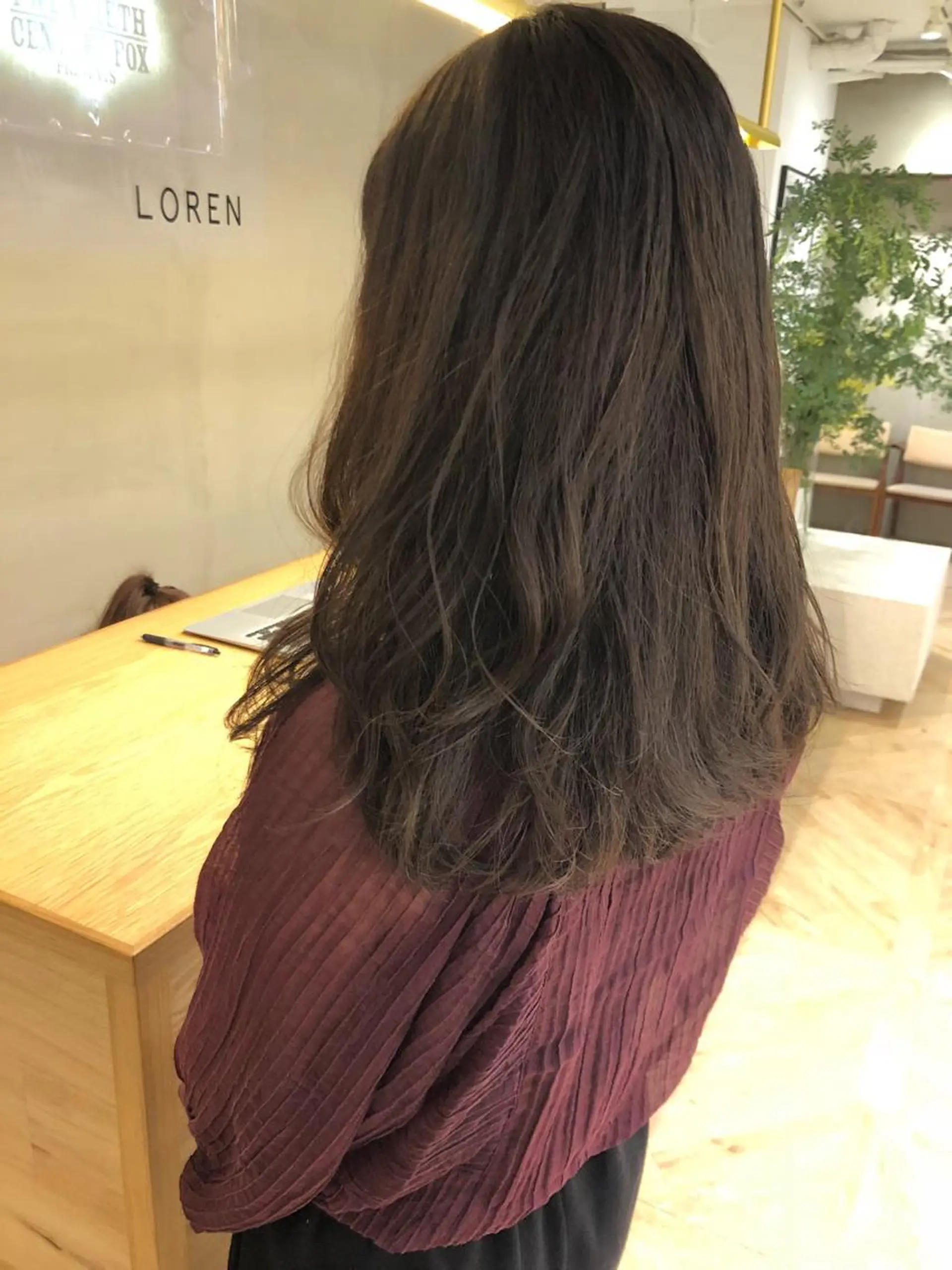 ロング カラー 🤍LOREN エリコ🌈のヘアスタイル