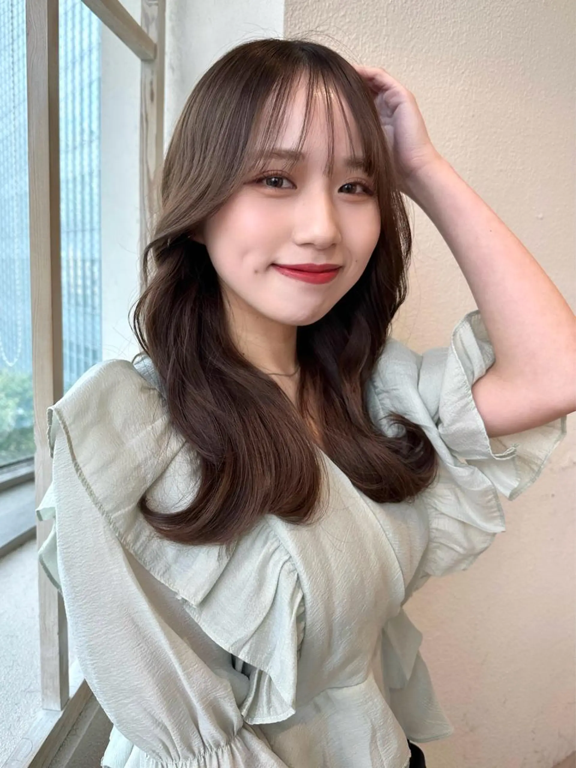 セミロング くびれヘア 顔まわりレイヤー 韓国風ヘア レイヤーカット 似合わせカット カット トリートメント 市原 大翼のヘアスタイル