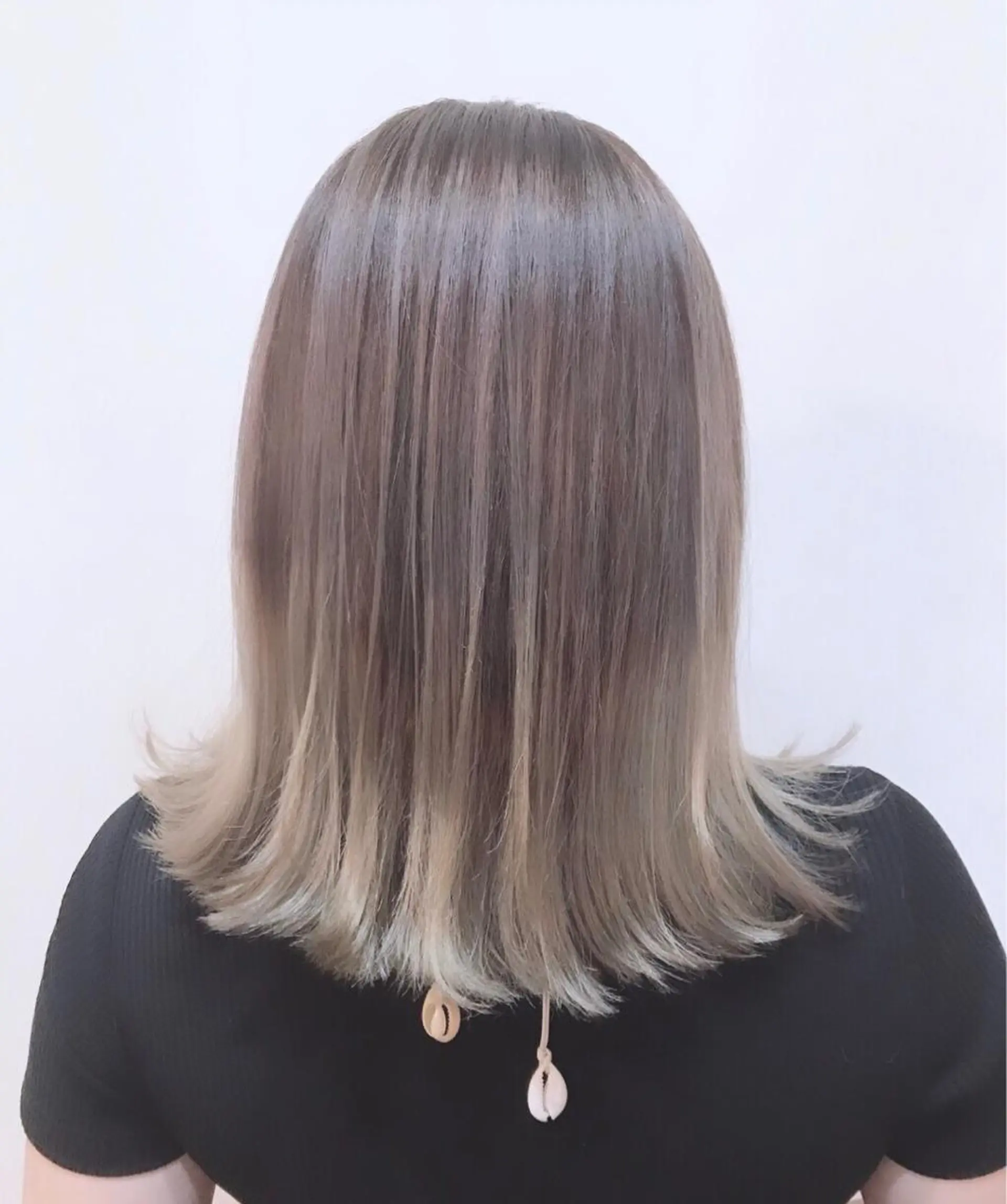 ミディアム カラー ヘアアレンジ バレイヤージュ レイヤーカット まつげと美容室/ 個室/瀬戸 一菜のヘアスタイル