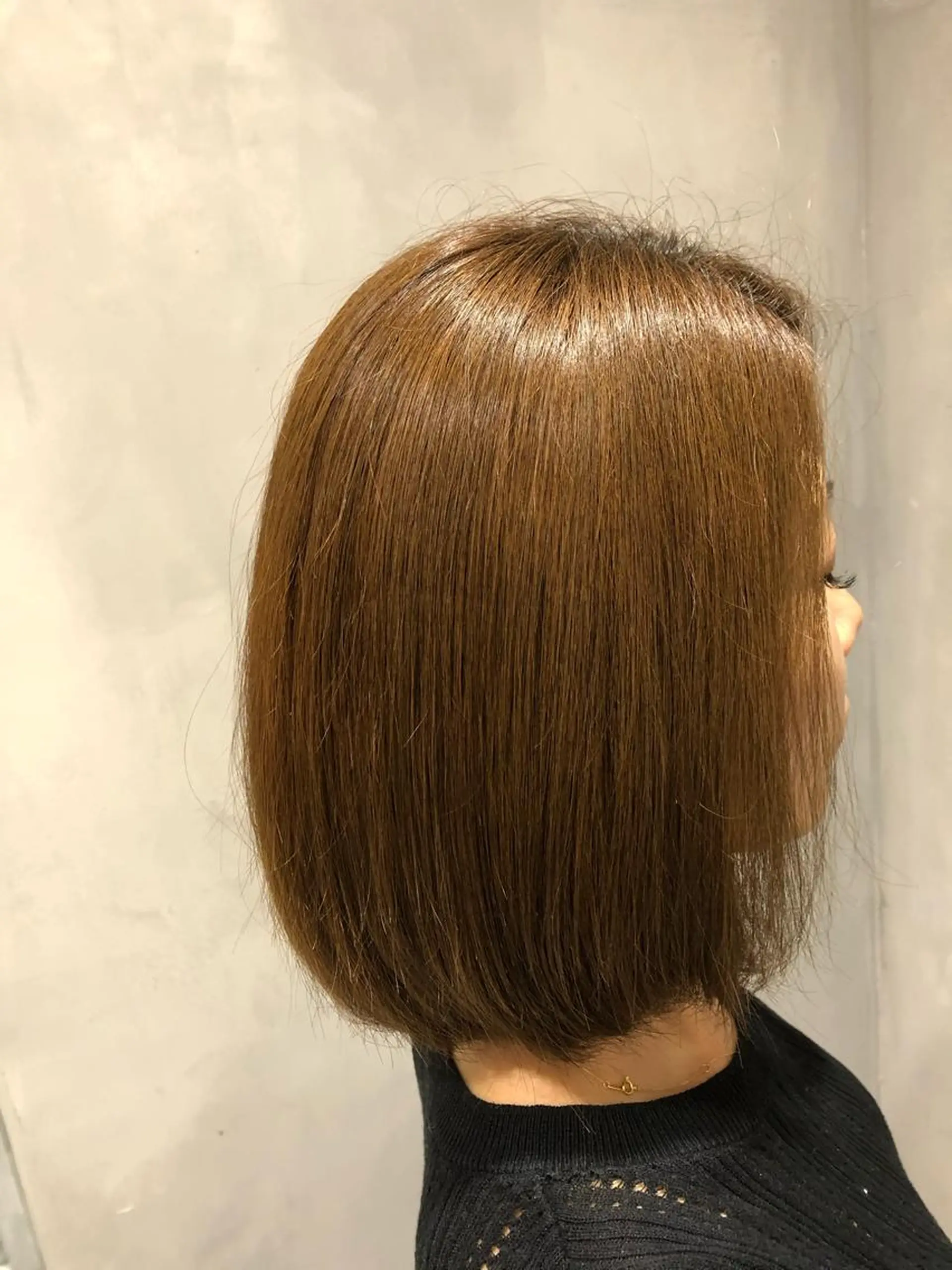 ミディアム カラー ハイダメージ毛 縮毛矯正のヘアスタイル