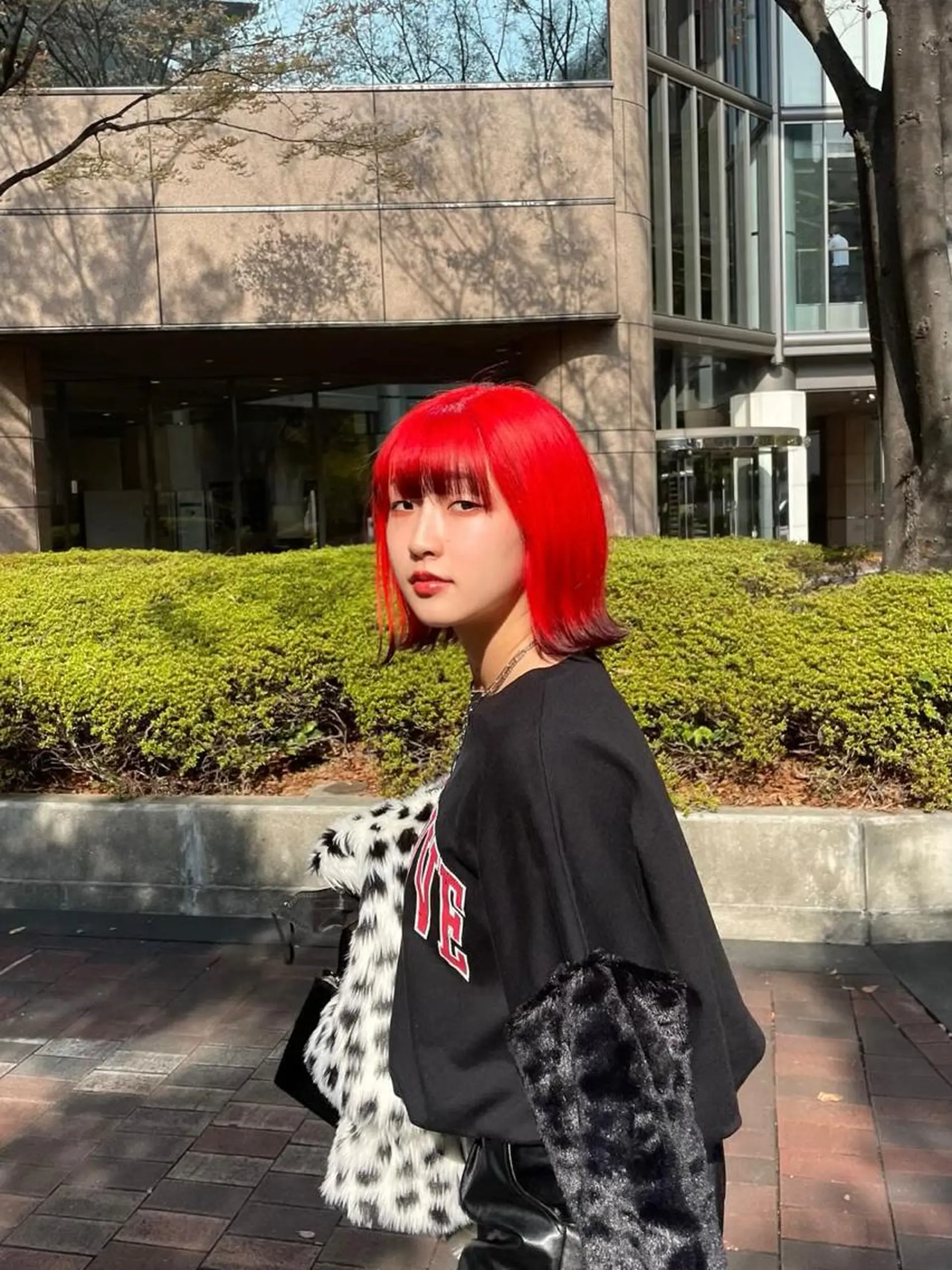 ショート カラー カット ヘアカラー トリートメント 梅田ハイトーン チダ ヒナノのヘアスタイル