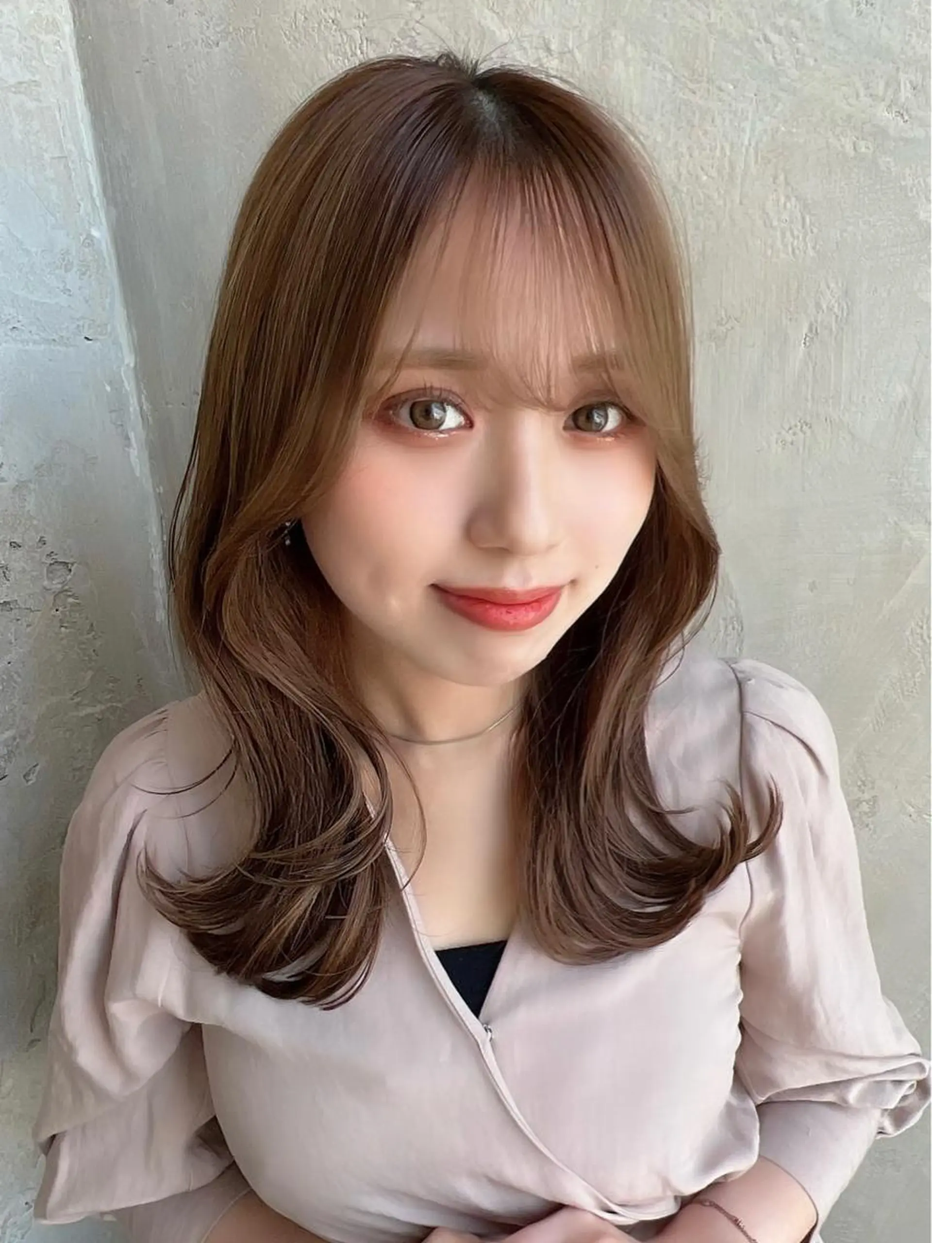 セミロング カラー ベージュカラー ブラウンカラー くびれヘア 髪質改善 縮毛矯正 カット ヘアカラー トリートメント 🧡くびれヘア/前髪 顔周り🧡久原結衣のヘアスタイル