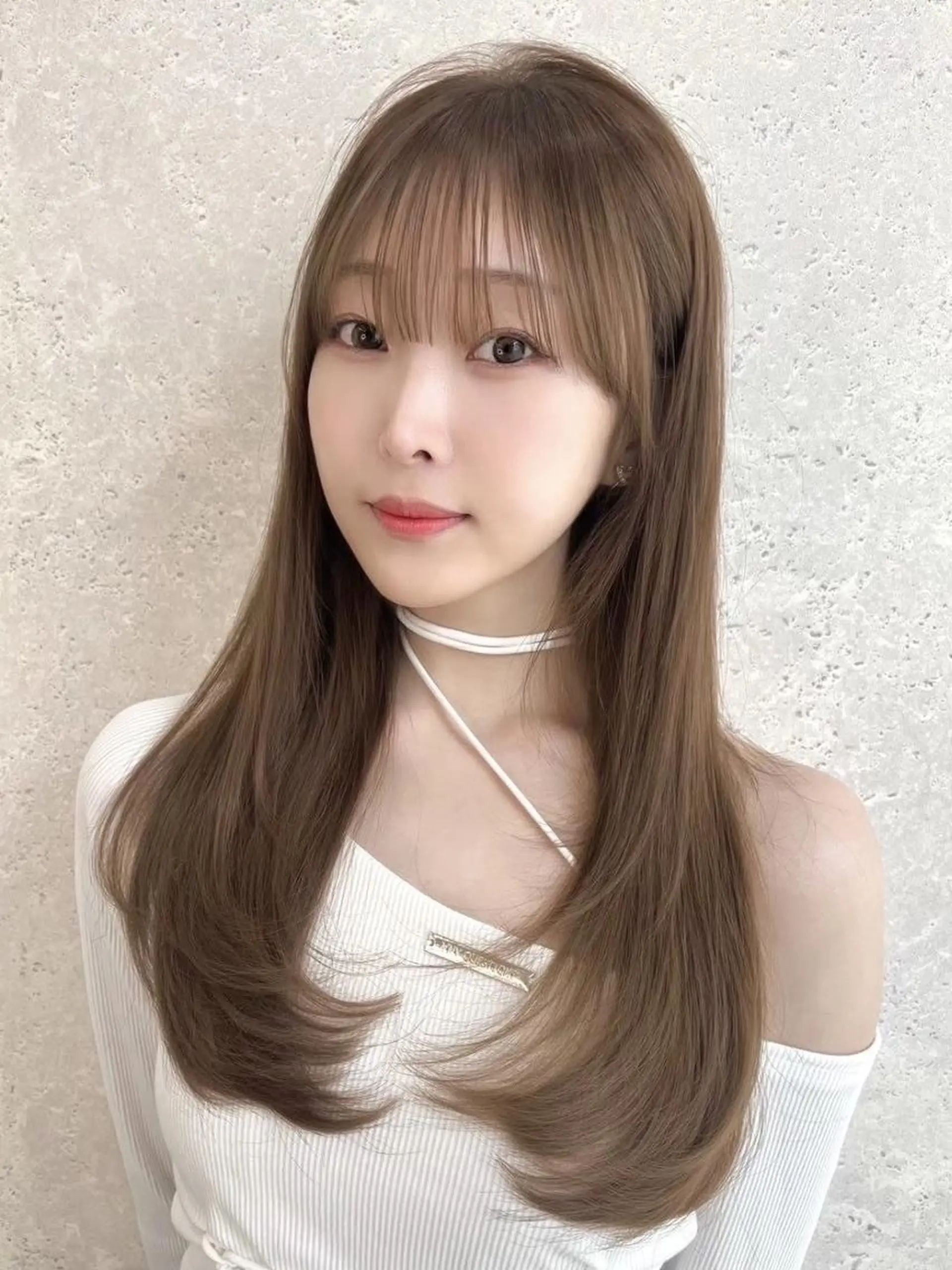 ロング カラー 韓国ベージュ🇰🇷 レイヤー🤍SHEのヘアスタイル