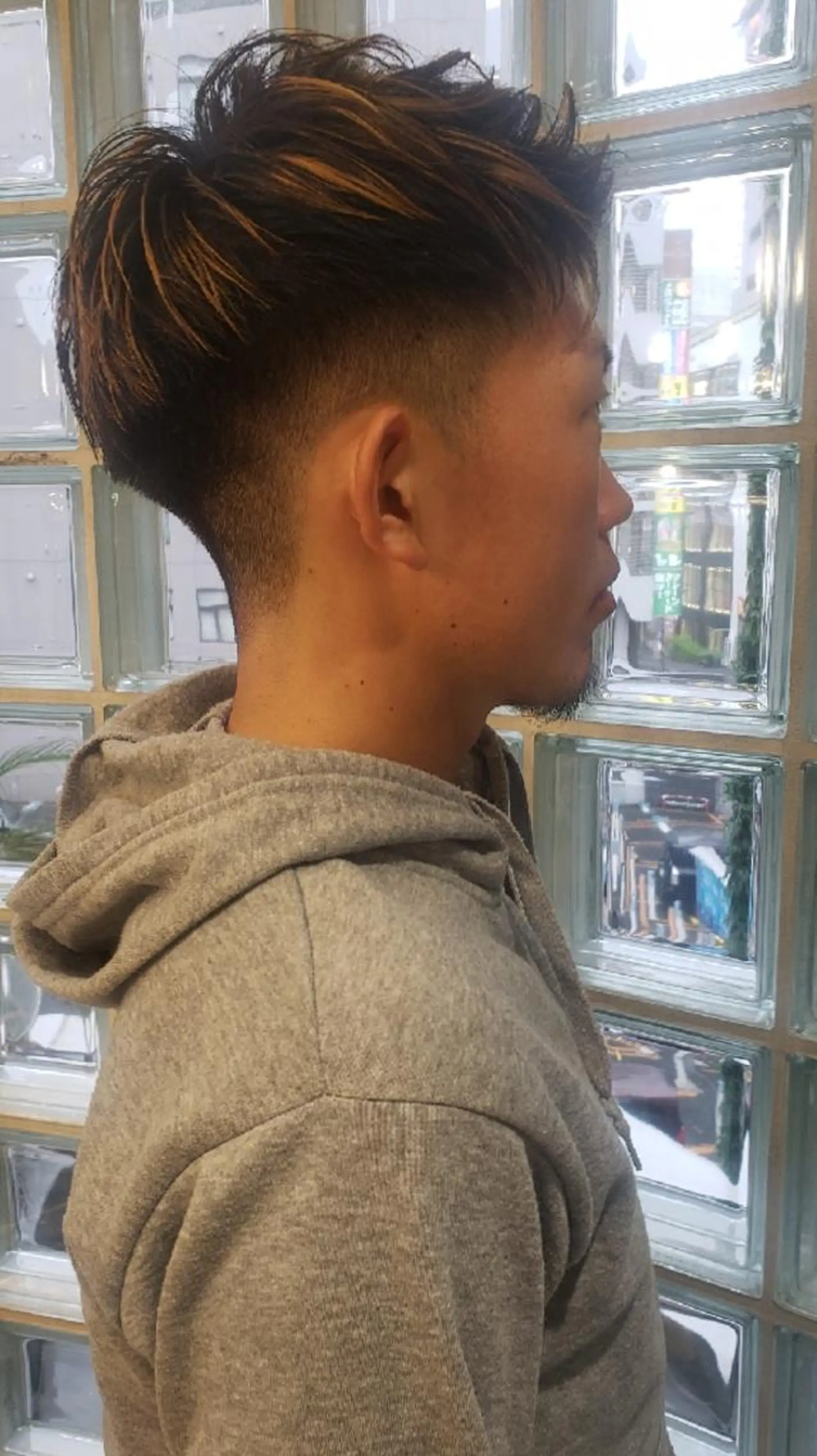 ショート メンズ カラー arrow🖤 もえみのヘアスタイル