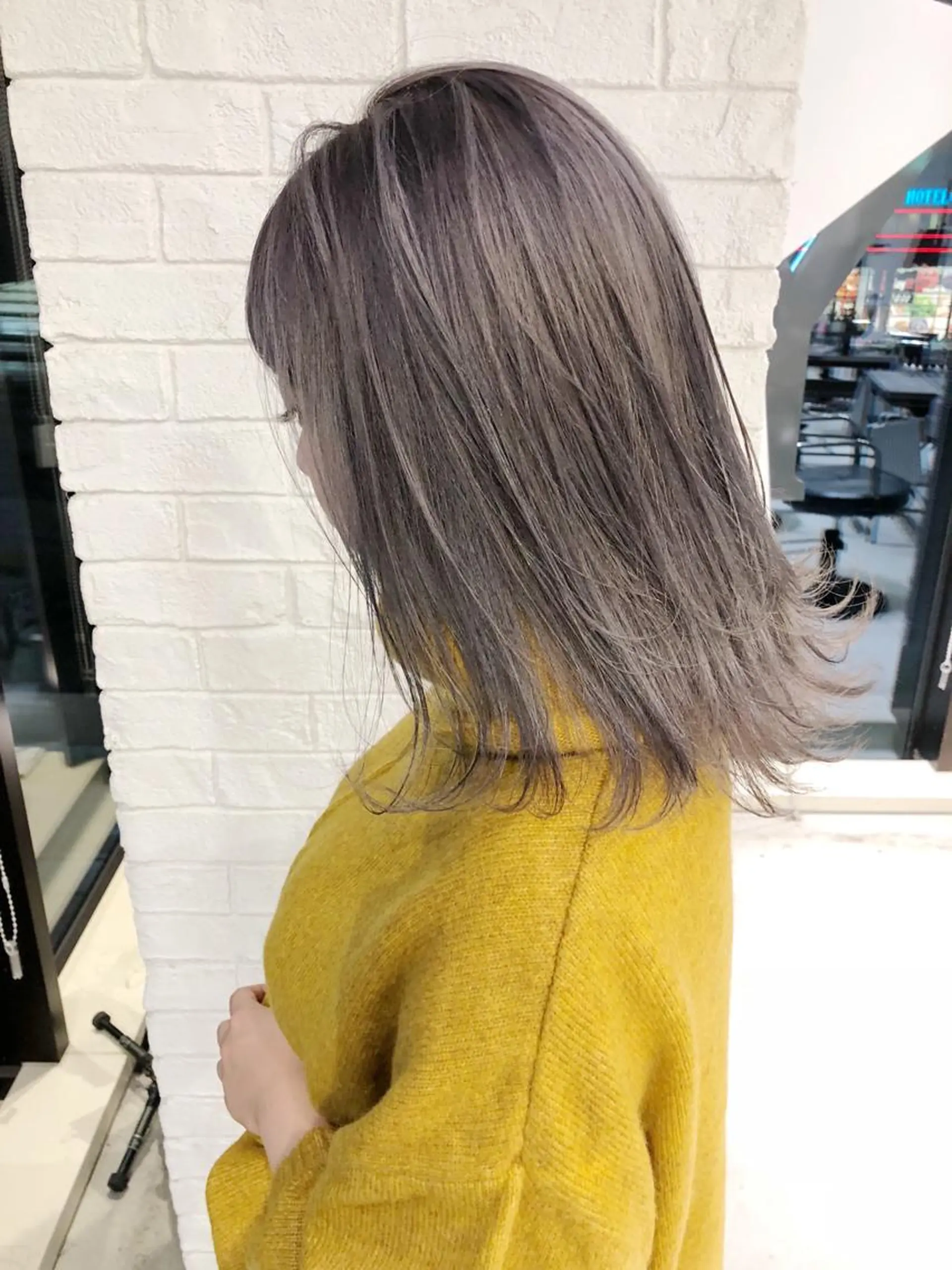 ミディアム カラー アッシュ 透明感カラー ハイトーンカラー ラベンダーカラー ラベンダーアッシュ OTAKU HAIR STUDIO所属・shin✨今月注目✨ スタイリスト（急募）のヘアスタイル